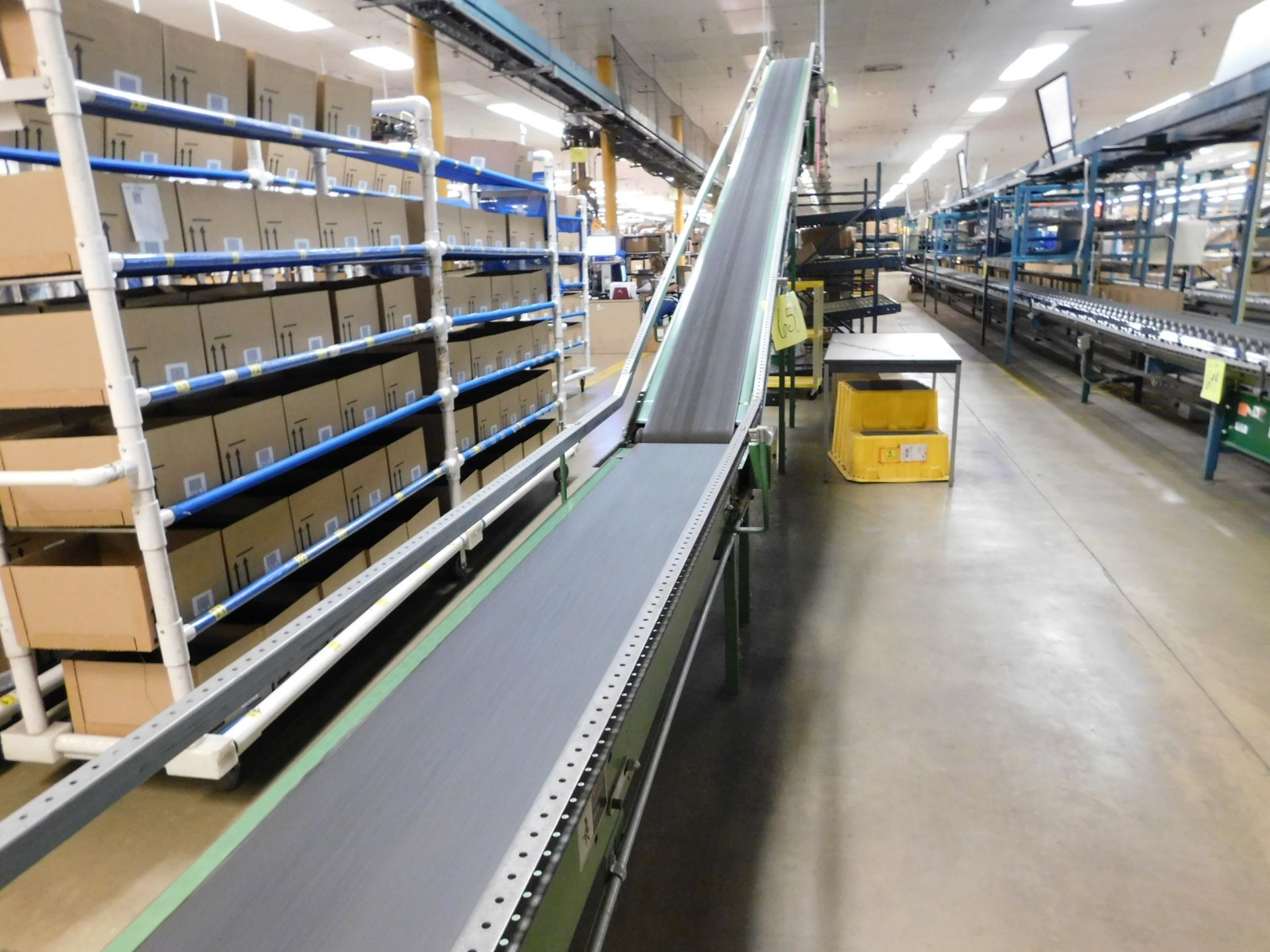 (Lot) Buschman Incline Power Belt Conveyor - Image 2 of 2