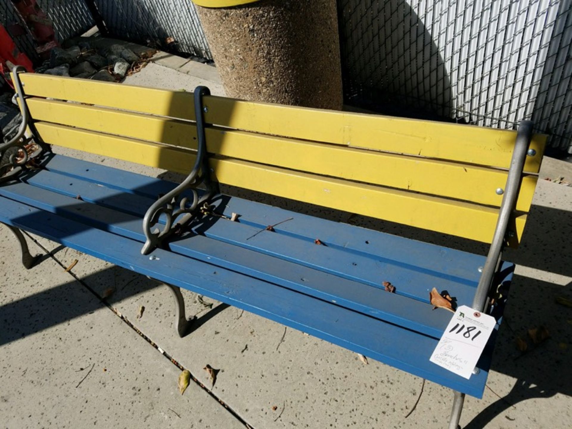 (Lot) (3) Benches