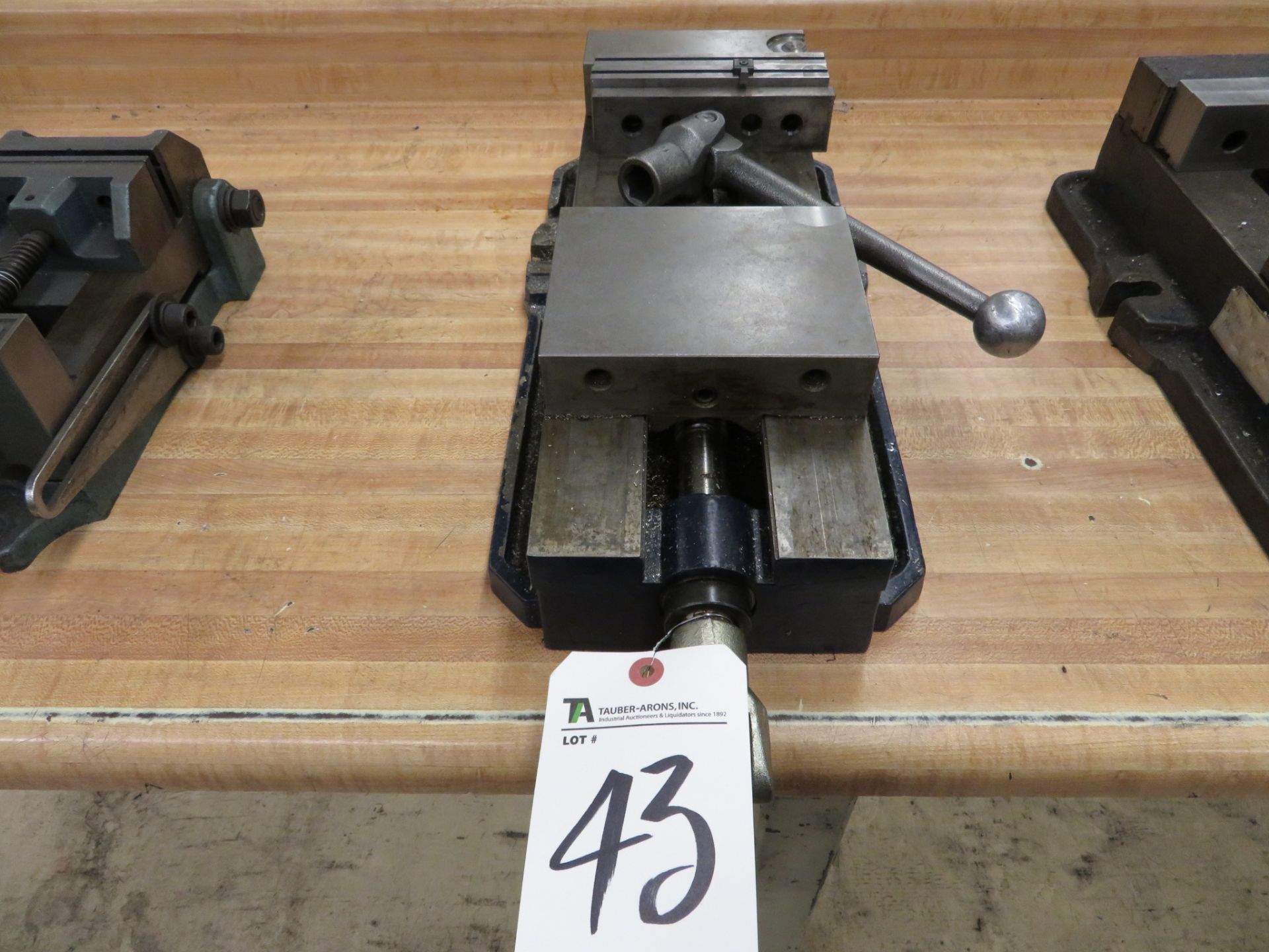 Parlec 6" Mill Vise