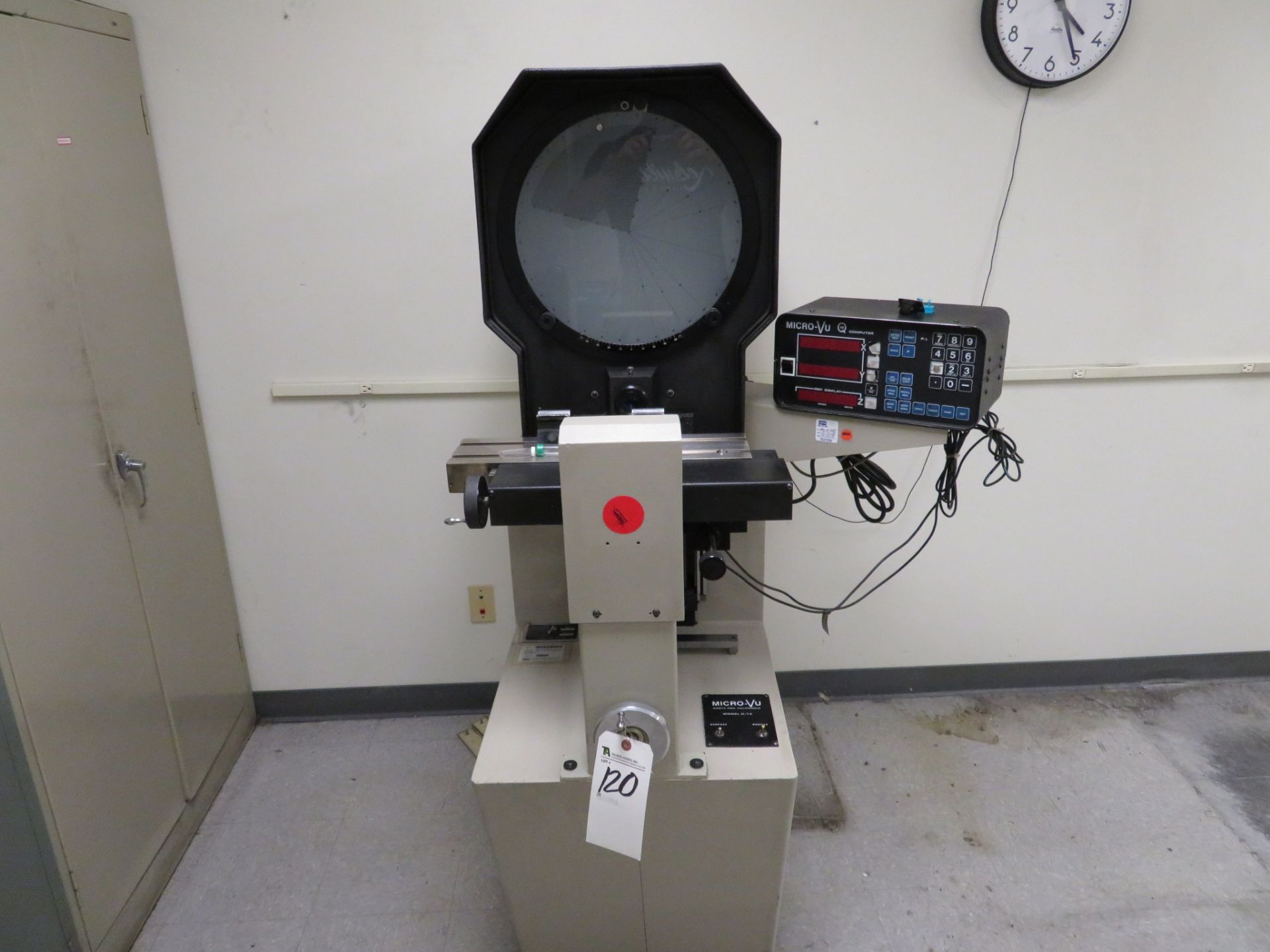 Micro-Vu 14" mod. H-14 Optical Comparator w/ Micro-Vu DROs; S/N 2794