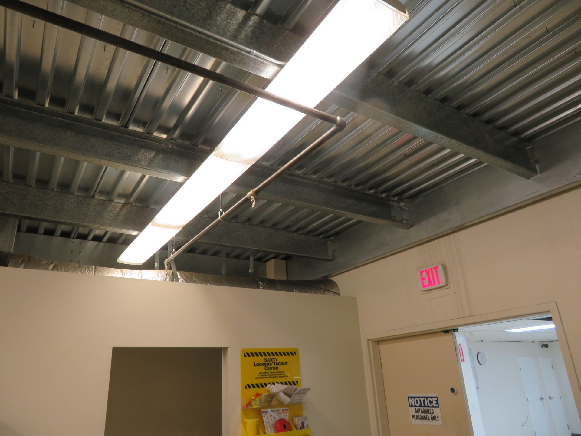 (Approx) 35'W x 70' x 12'H Modular Steel Mezzanine w/ 6' x 12' Vertical Height Elevator - Image 3 of 5