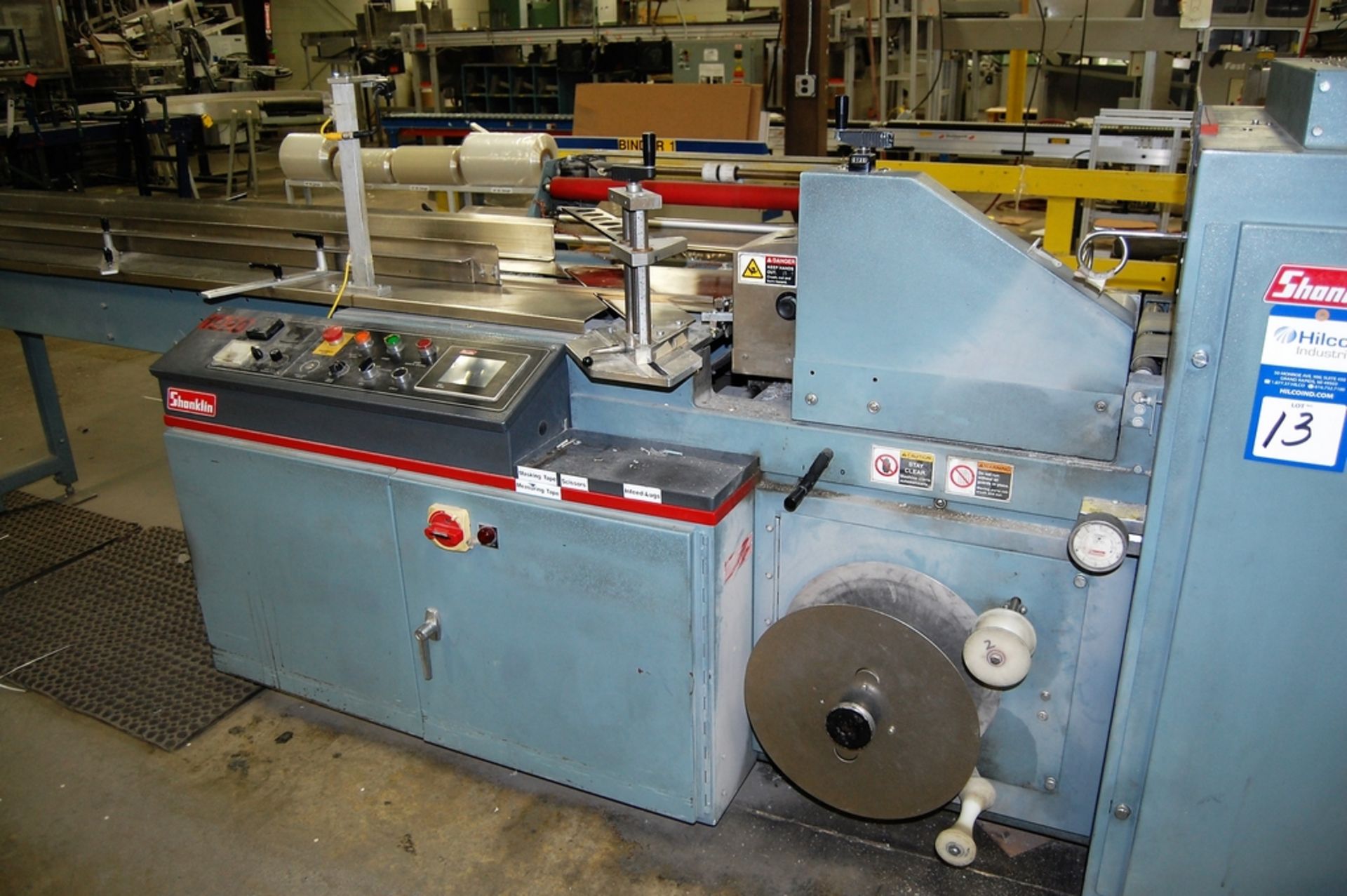 2002 Shanklin Model T-62 High Speed Dual Chamber Shrink Wrapper, Centerfolder and Shrink Tunnel - Image 6 of 12