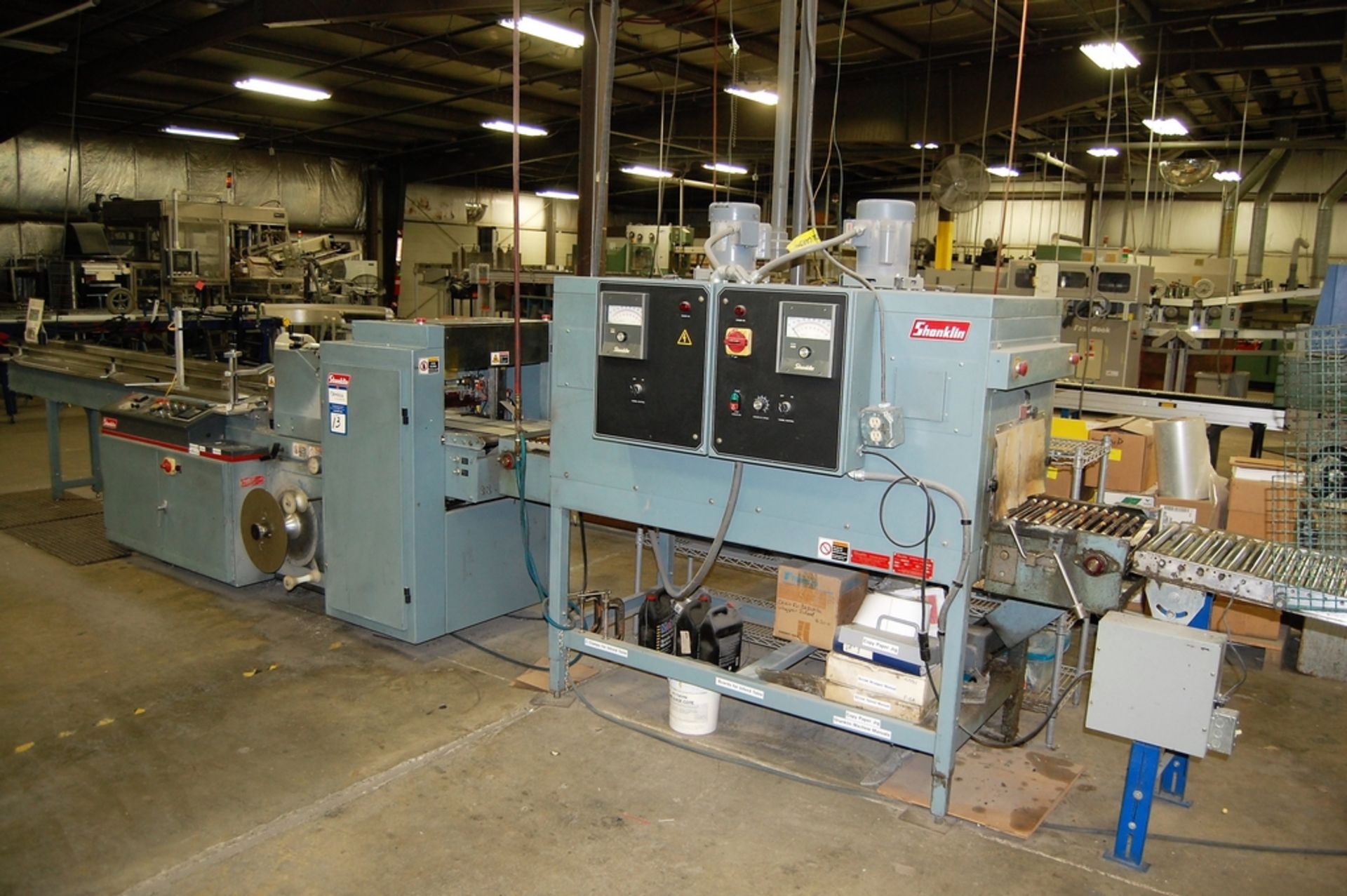 2002 Shanklin Model T-62 High Speed Dual Chamber Shrink Wrapper, Centerfolder and Shrink Tunnel - Image 9 of 12