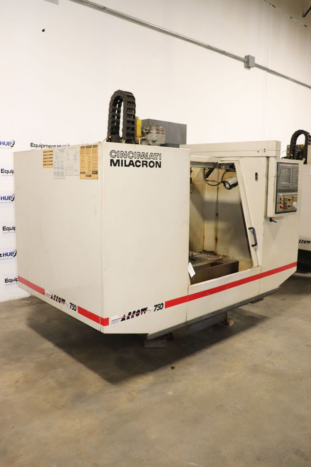 Cincinnati Milacron Arrow 750 ERE CNC Vertical Machining Center (For Parts) - Image 9 of 14