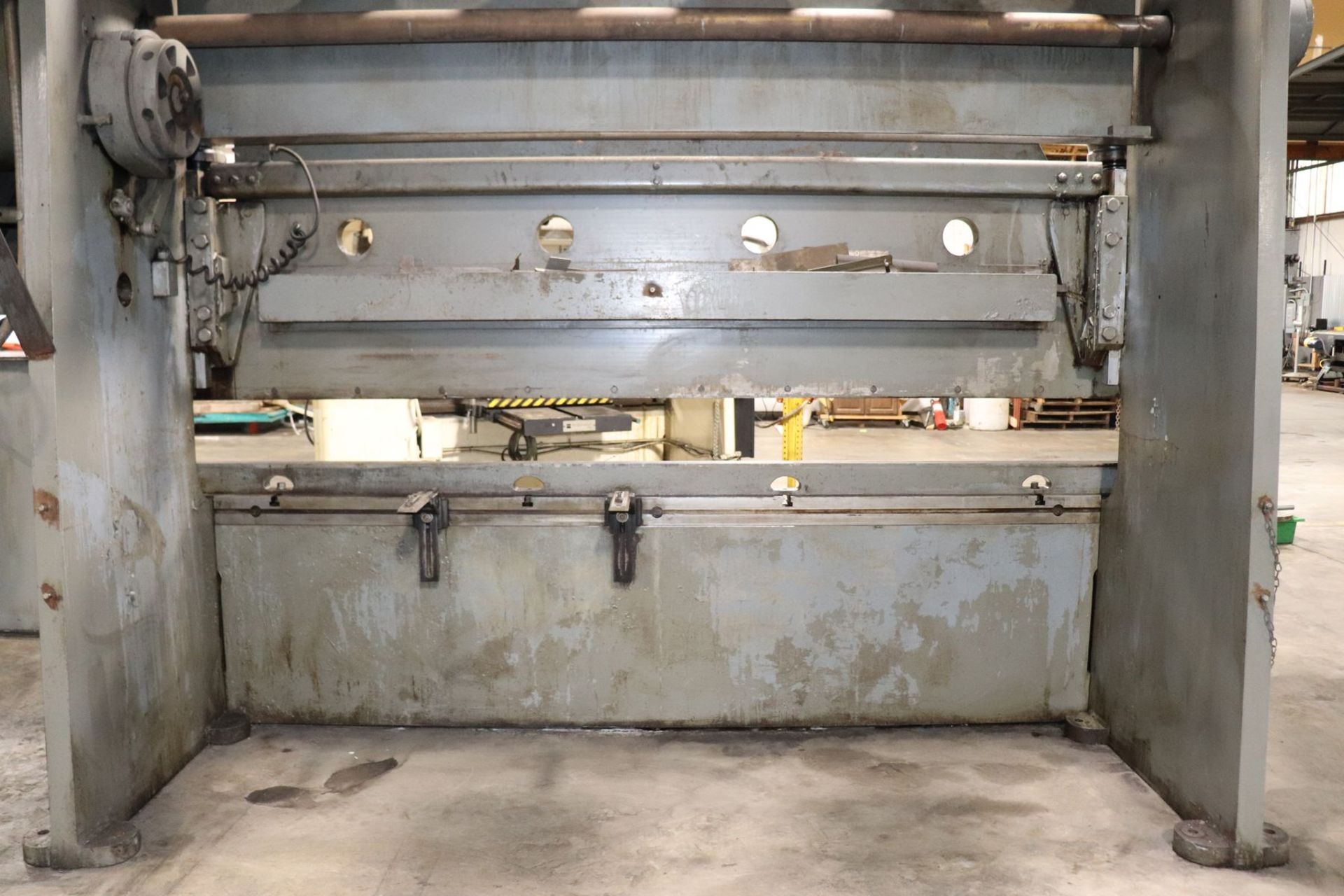 Cincinnati Series 9 225 Ton x 12′ Mechanical Press Brake - Image 10 of 11