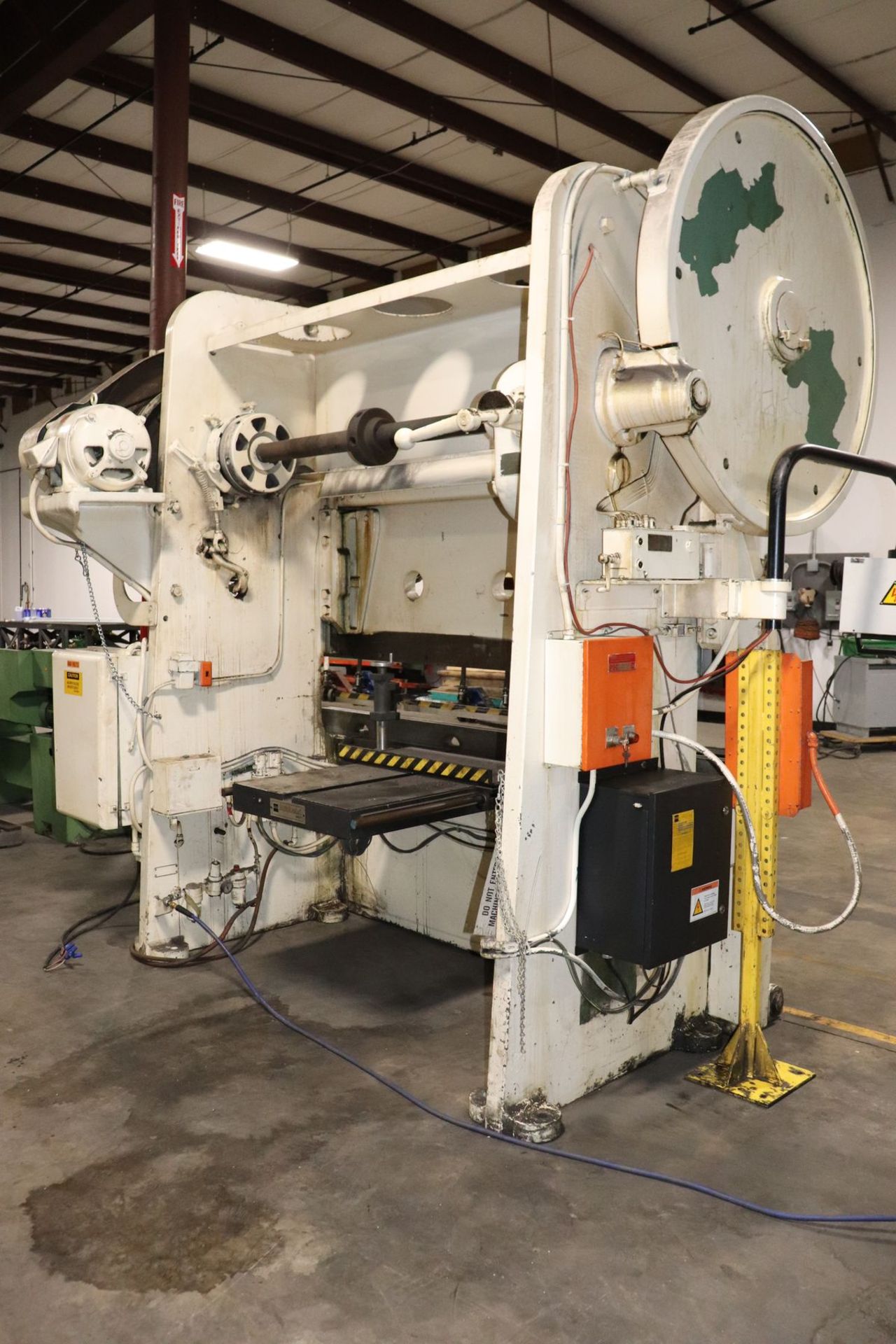 Cincinnati Series 9 225 Ton x 8′ Press Brake w/ Hurco Back Gauge - Image 8 of 11