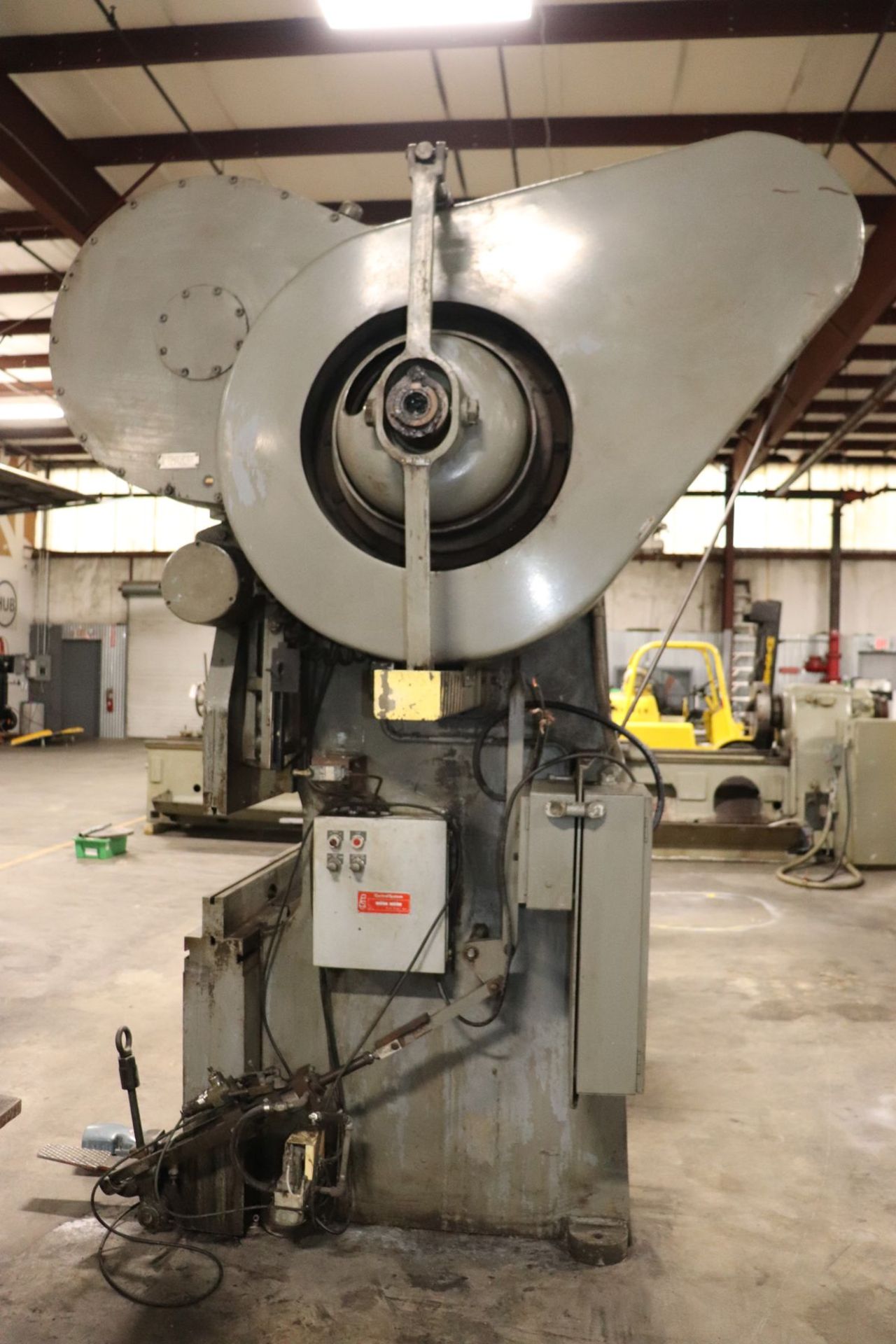 Cincinnati Series 9 225 Ton x 12′ Mechanical Press Brake - Image 8 of 11