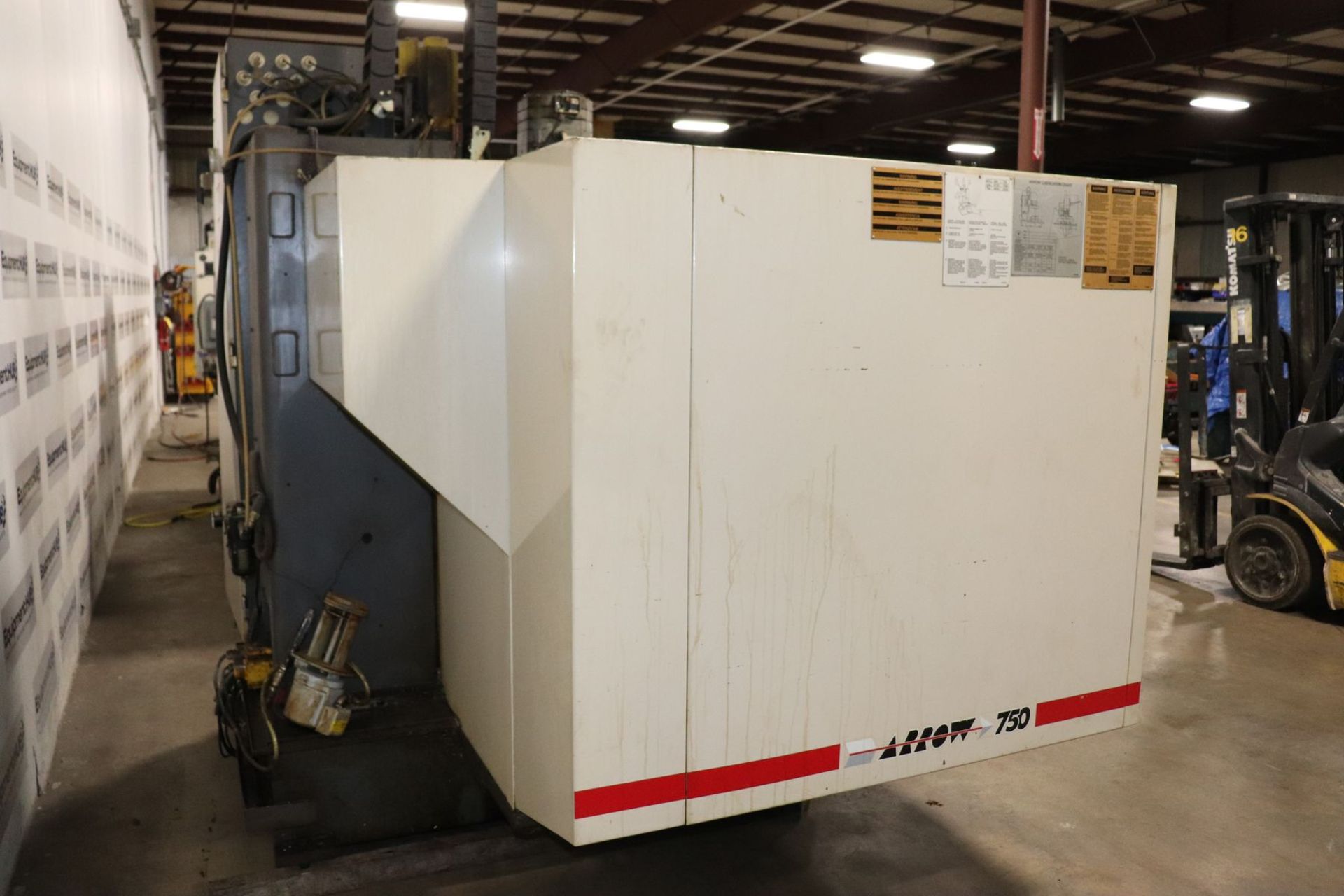 Cincinnati Milacron Arrow 750 ERE CNC Vertical Machining Center (For Parts) - Image 10 of 14