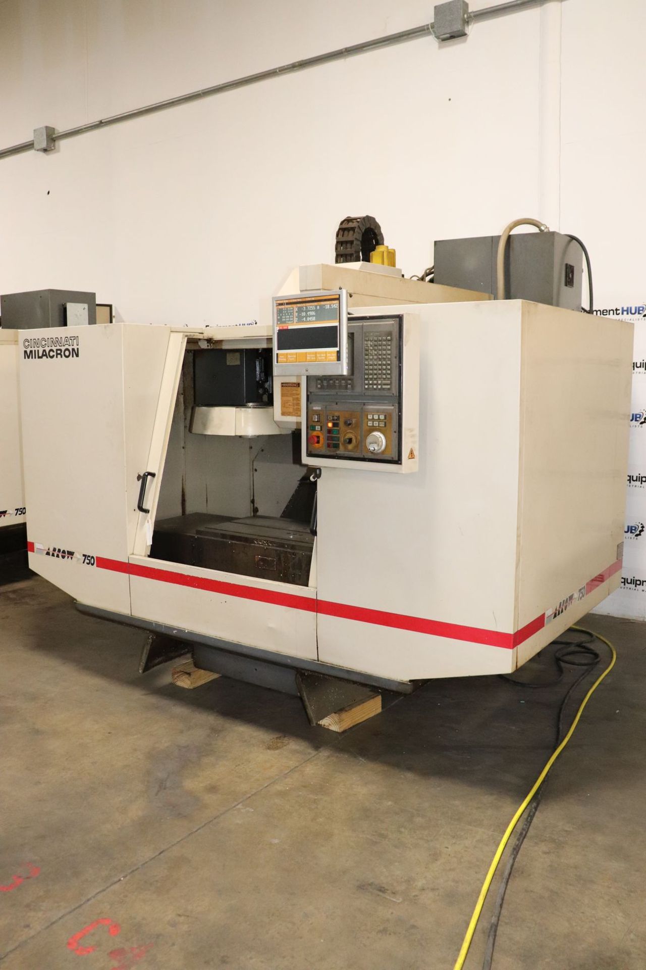 Cincinnati Milacron Arrow 750 ERE CNC Vertical Machining Center w/ 4th Axis - Image 3 of 12