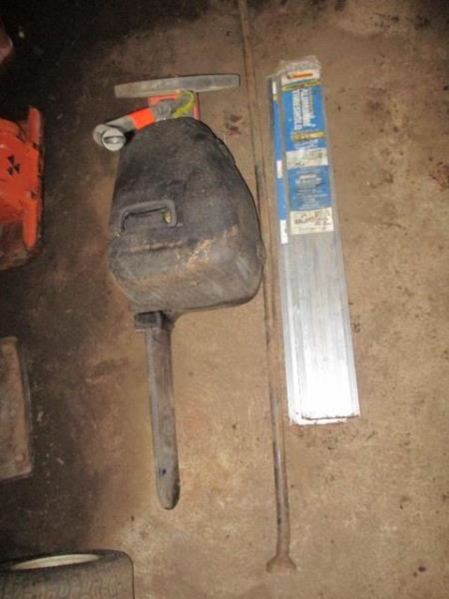 Lot - Parts Chainsaw , Wheel Walker, Digging Bar, (2) Packs Aluminum Threshold - Image 2 of 7