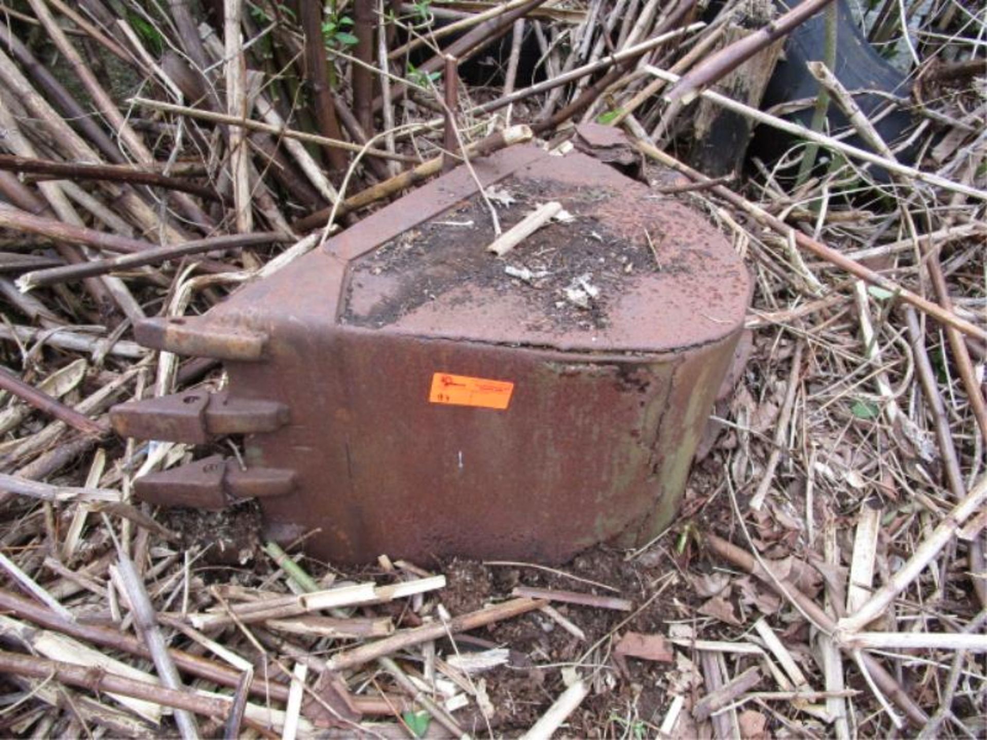 Bucket Attachment - See Pic For Damage