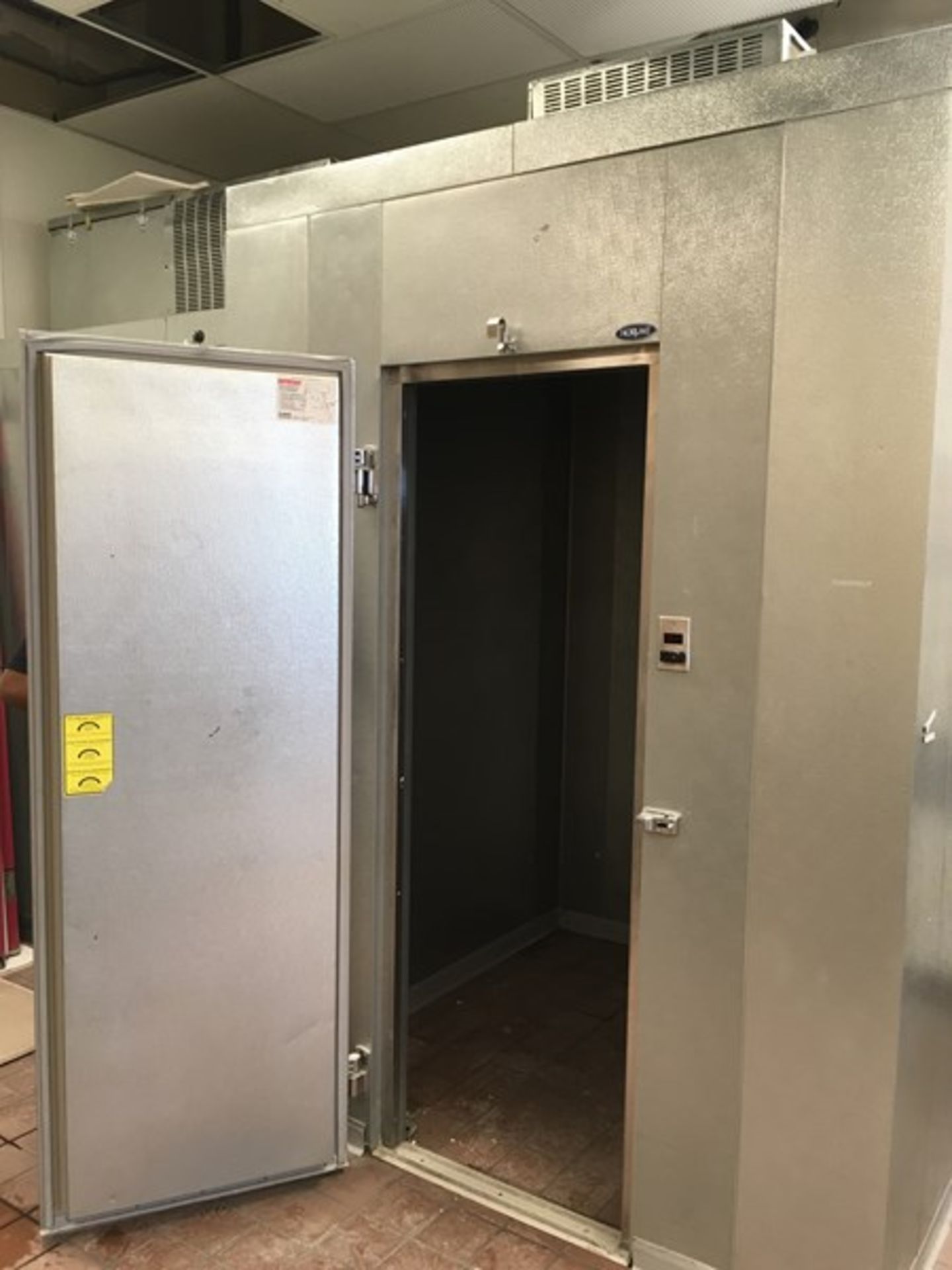 Walk-In Cooler by Norlake, No Tag, 6' x 8' Walk-In Cooler by Norlake,, 6' x 8' by Norlake, Drop In - Image 7 of 7