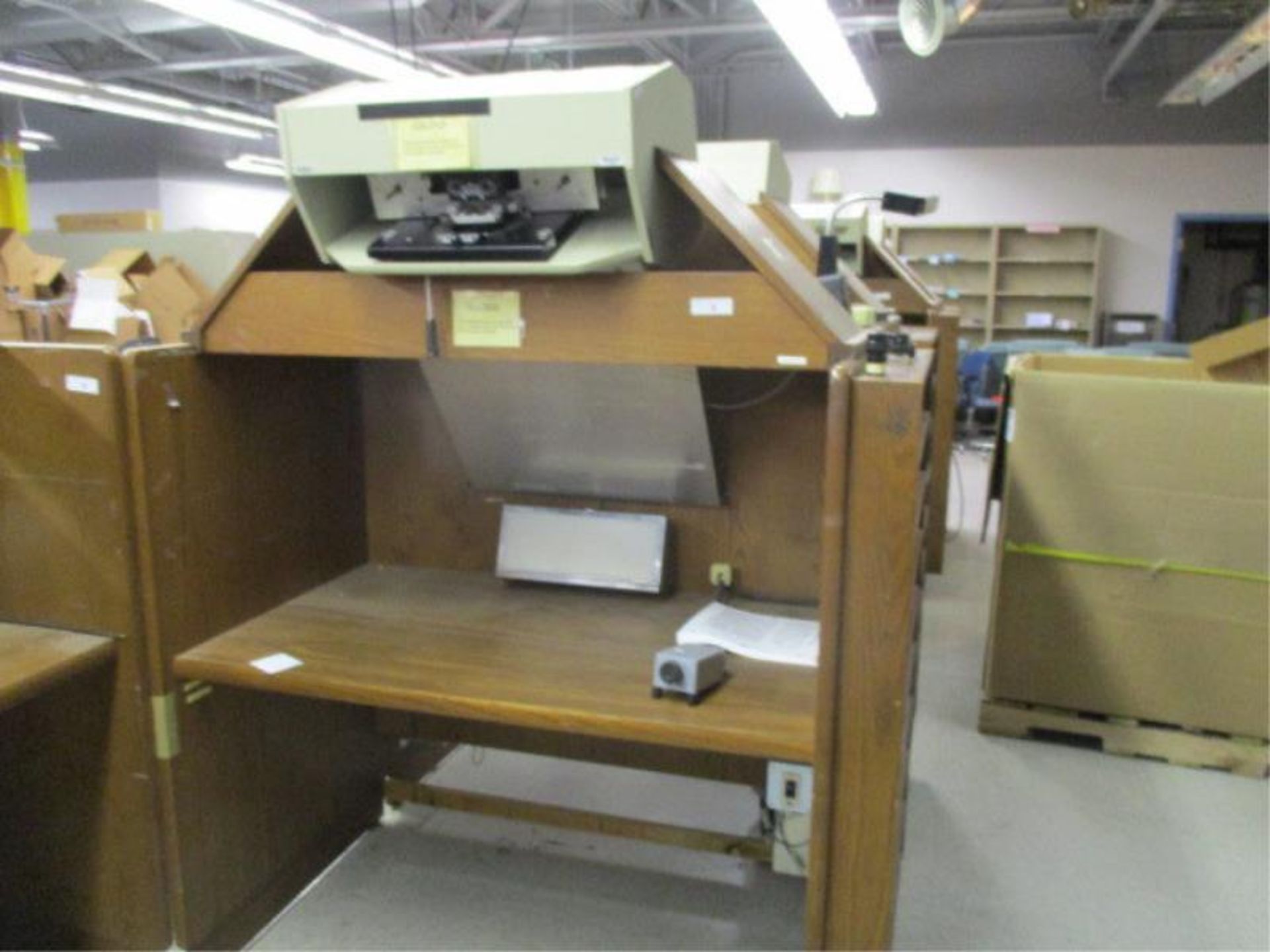Northwest Microfilm NMI 2020 w/ Desk & Light Box