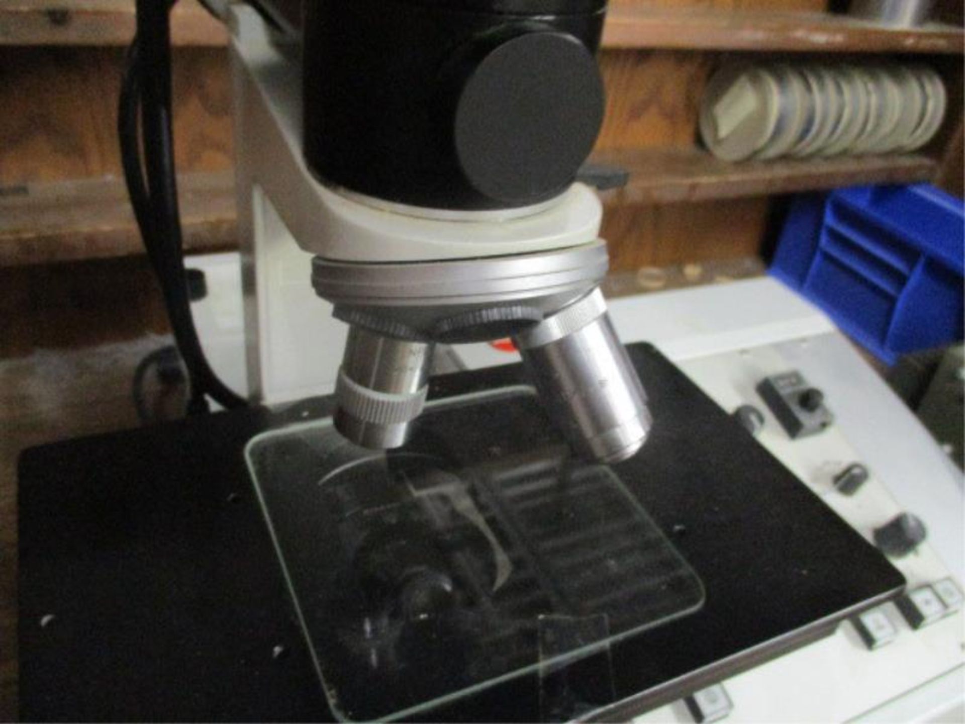 Leitz Binocular Microscope - Image 3 of 5