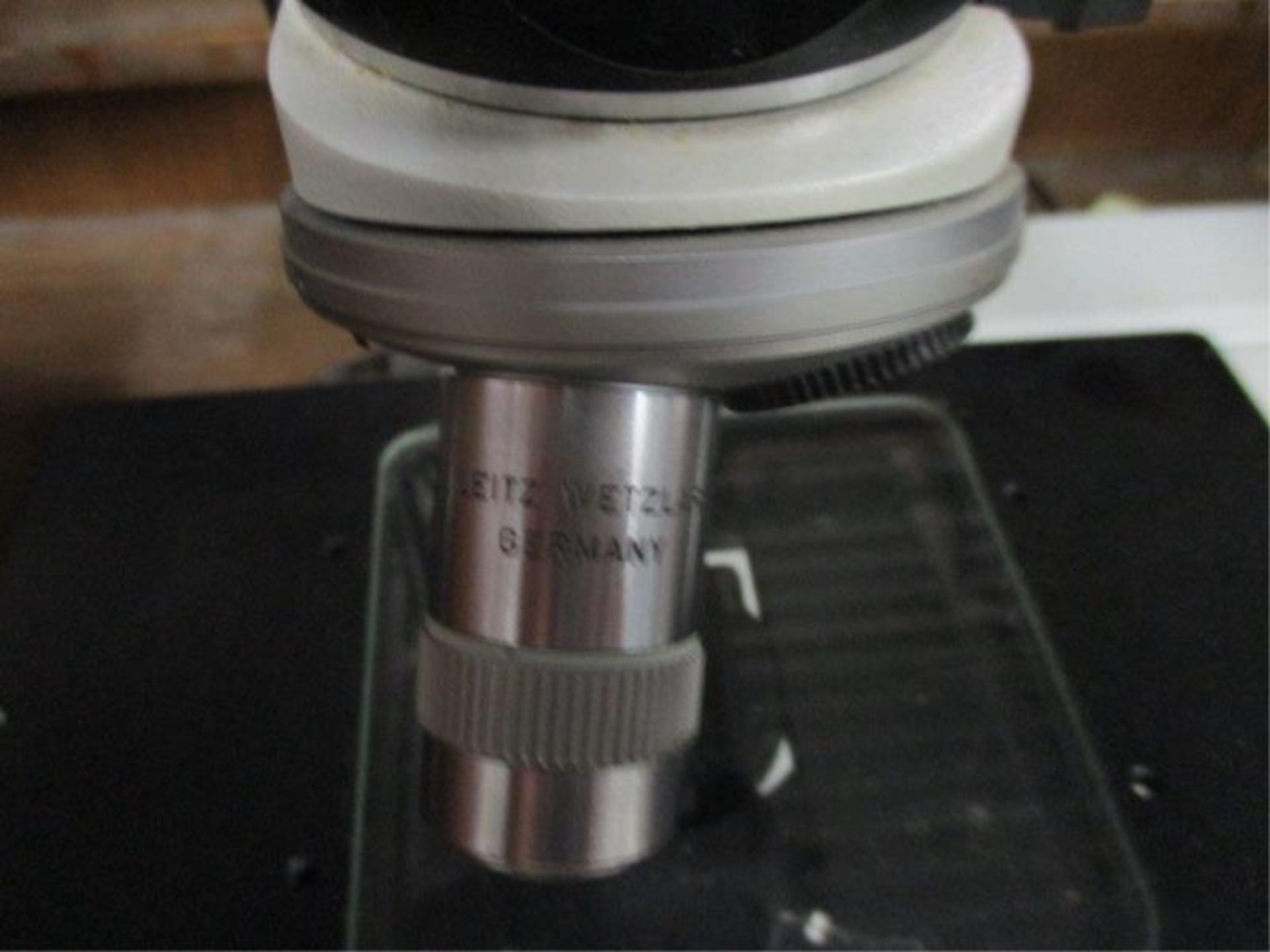 Leitz Binocular Microscope - Image 4 of 5