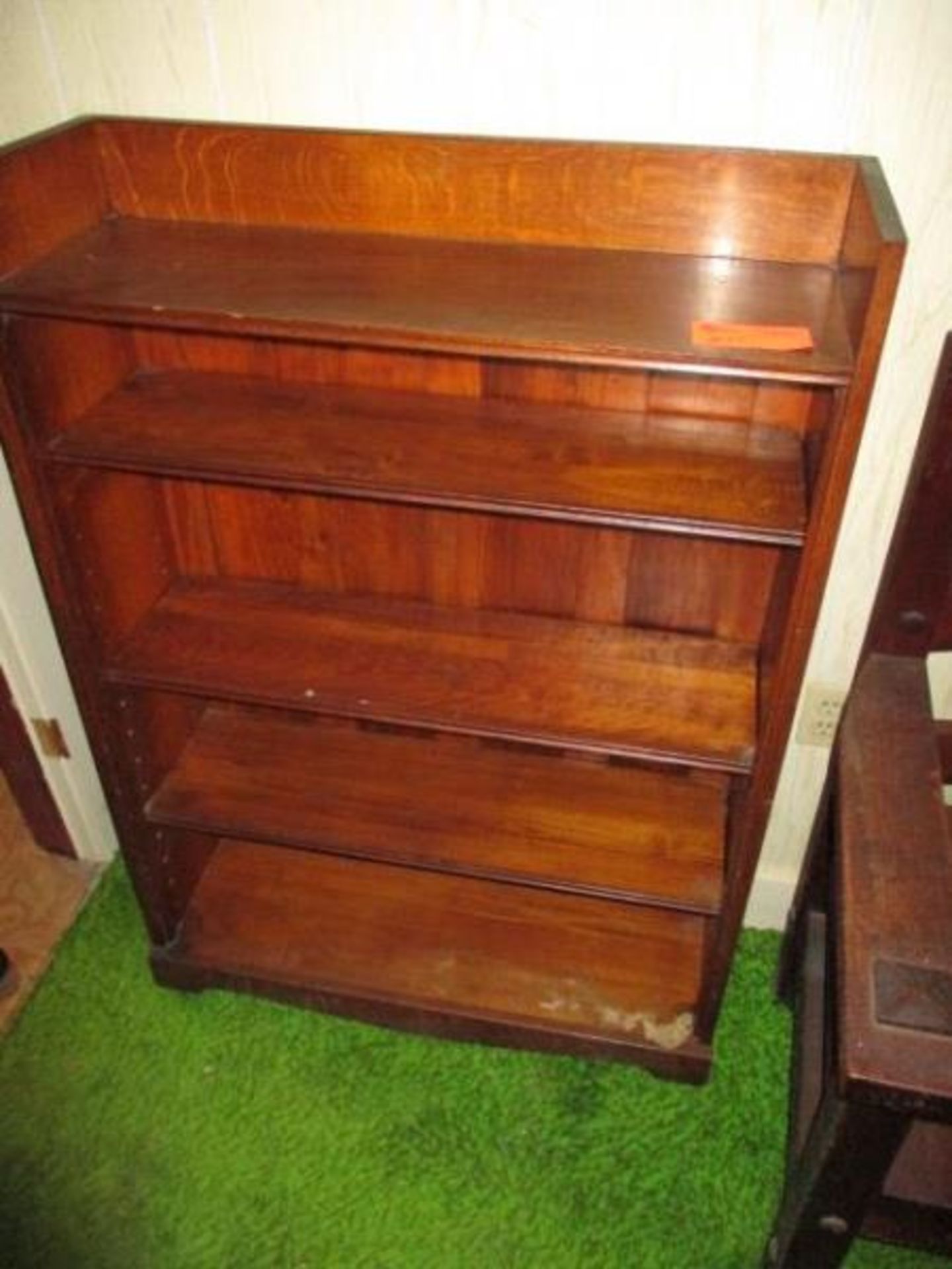 Oak bookcase with 5 shelves