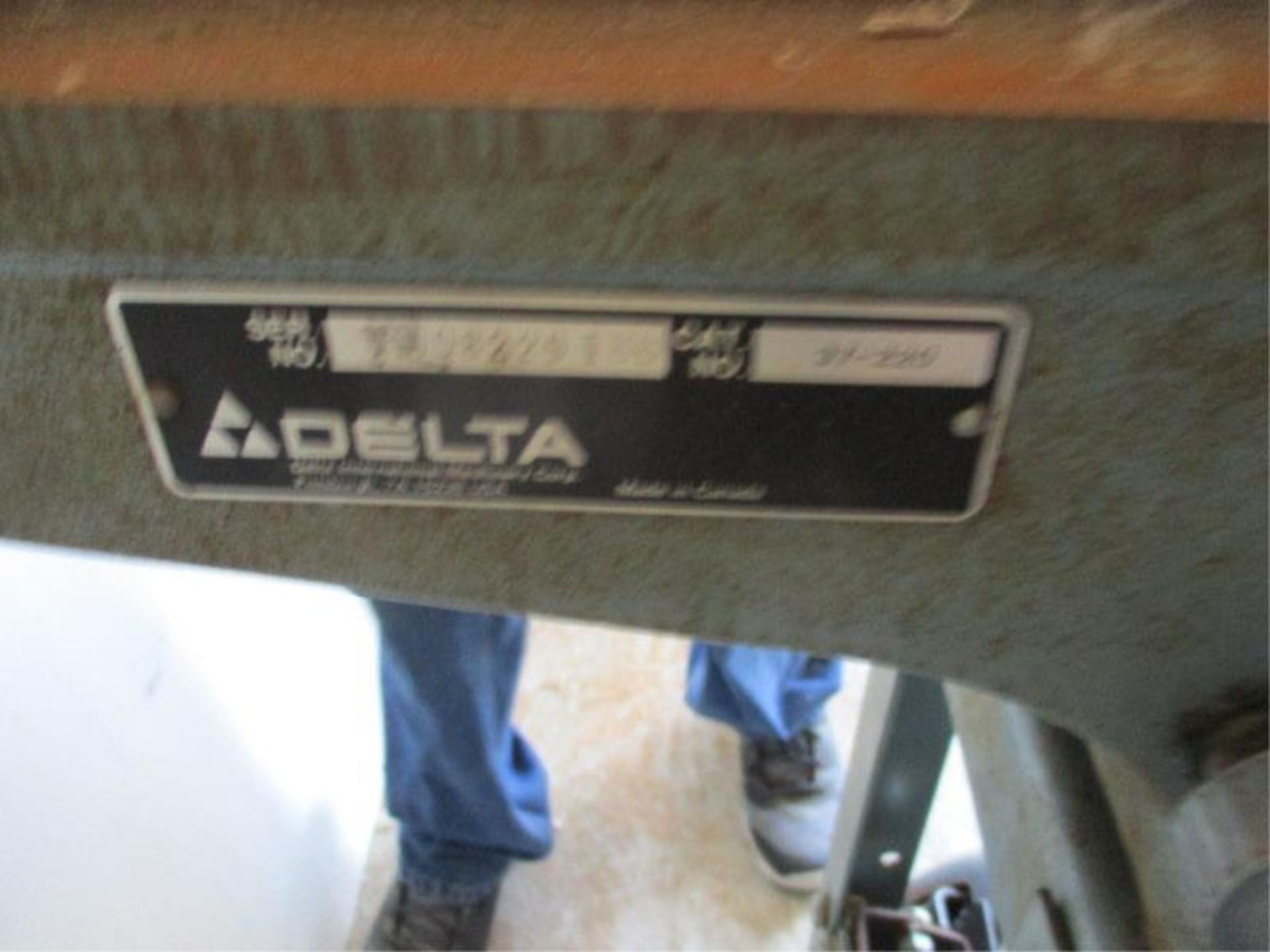 Delta Deluxe Long Bed Jointer, Model: 37-220, 110 Volt - Image 5 of 5
