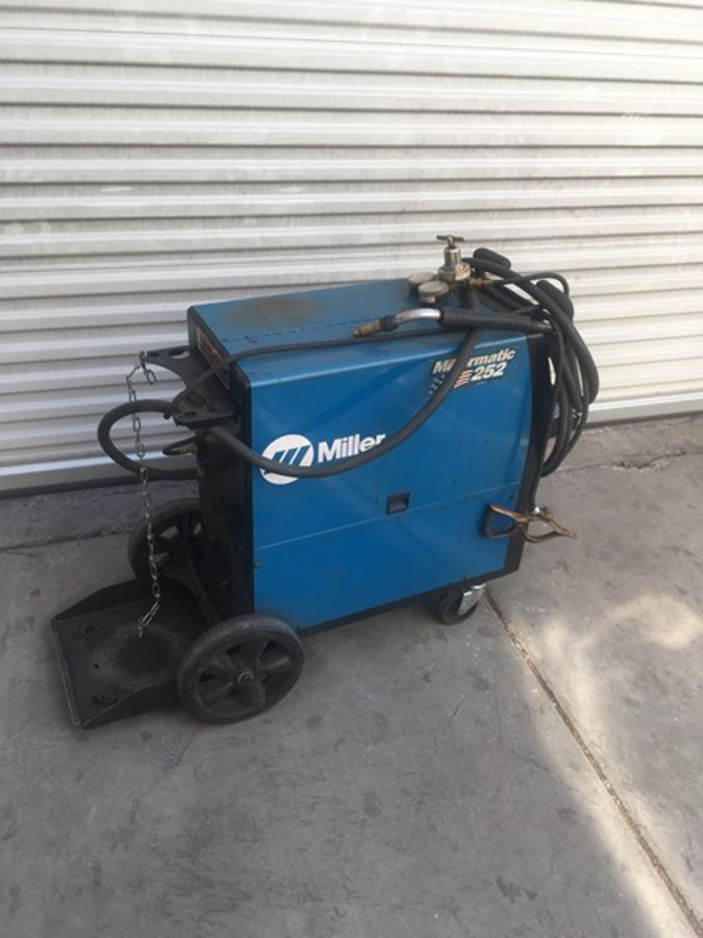 Welder: Millermatic 252, SN: MC160906N - Image 7 of 10