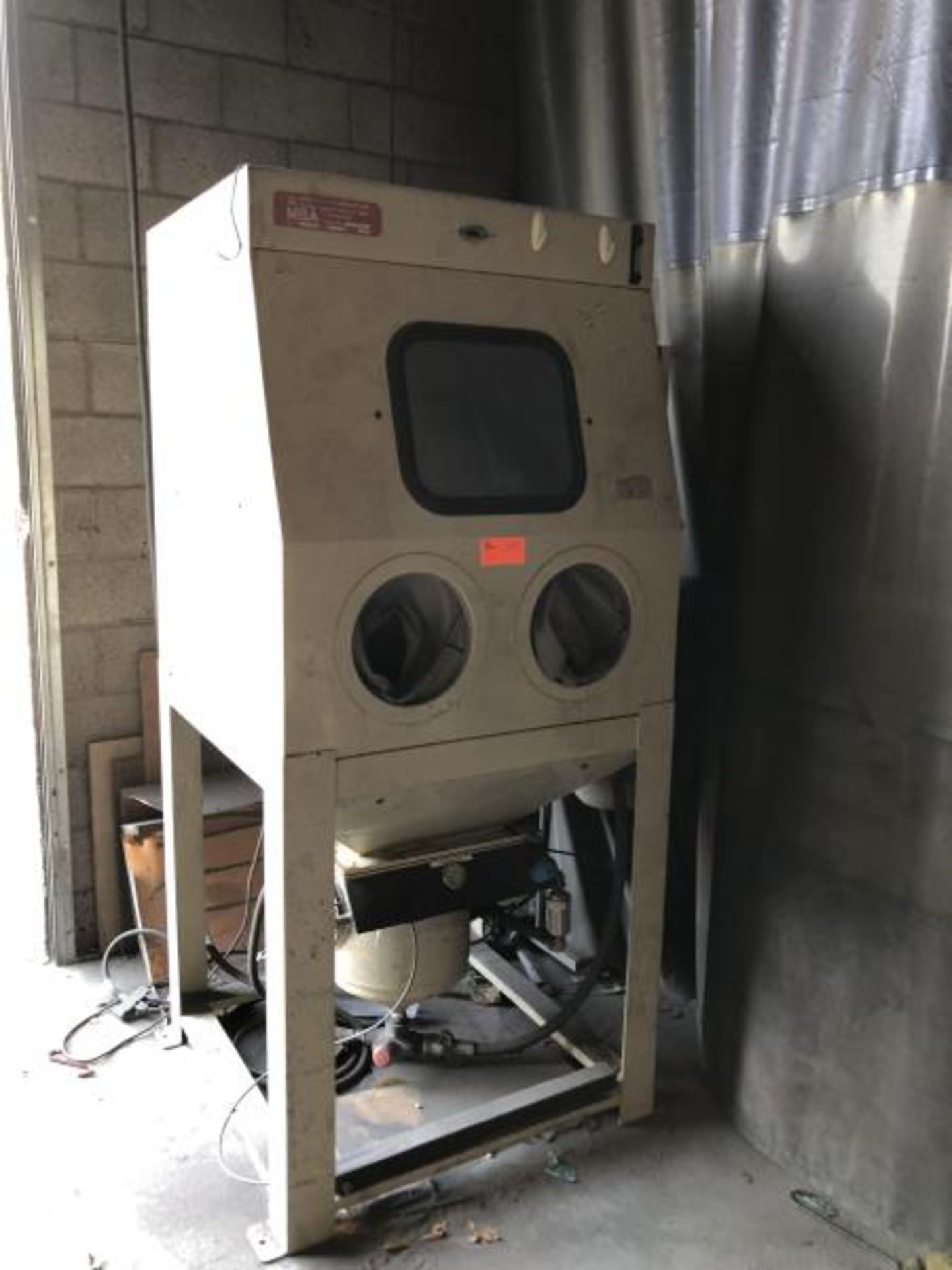 MBA Media Blast & Abrasive Cabinet, M: POWER PEEN 3636, SN: 4192306