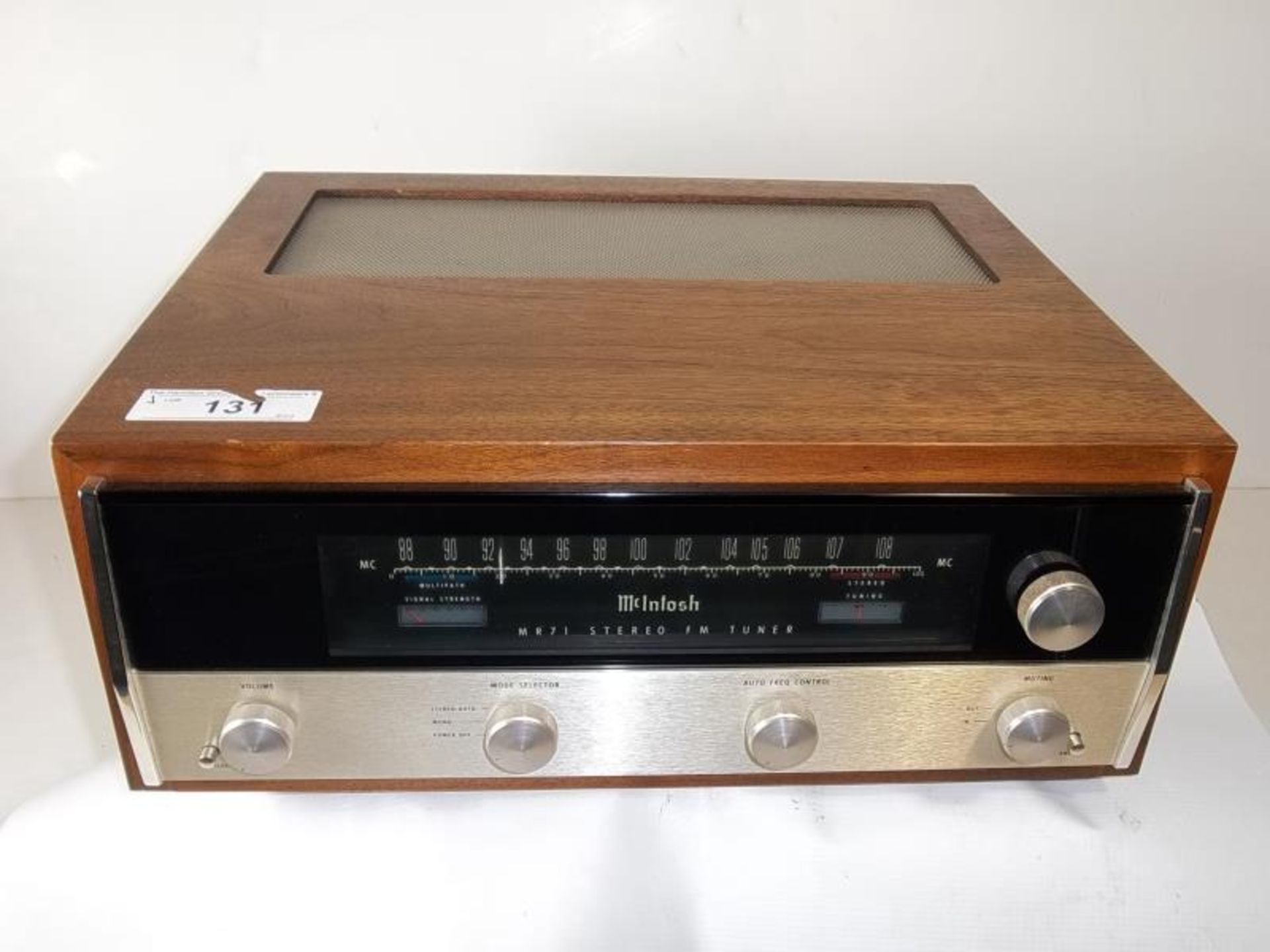 McIntosh MR-71 Stereo FM Tuner, wood case, s # 50B35, tested - powers up dimly