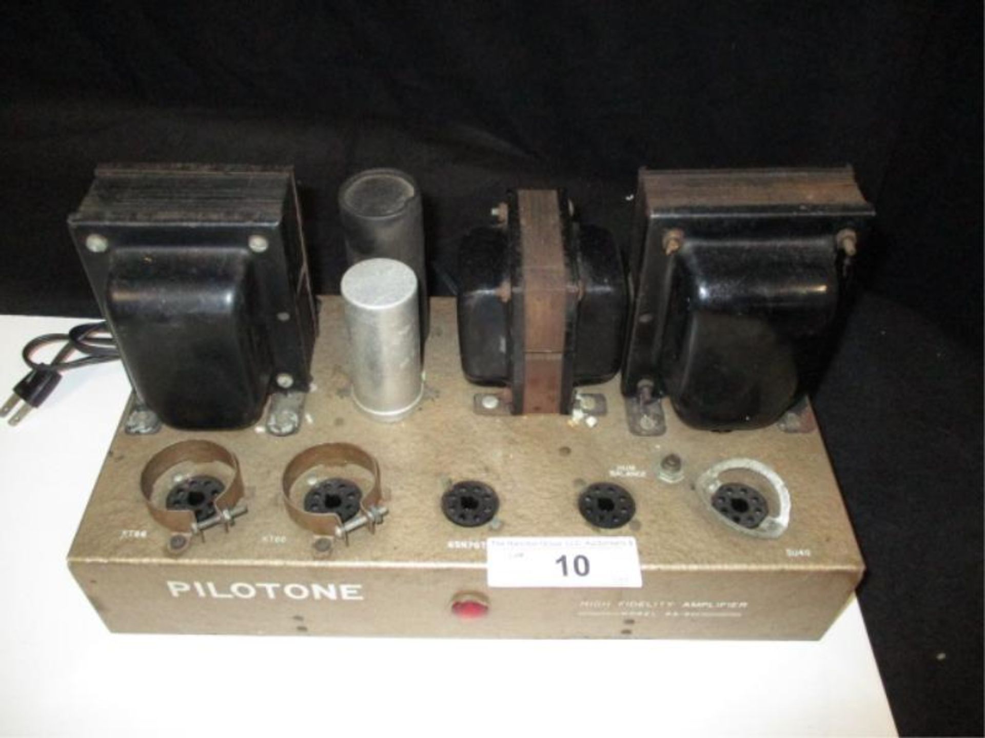 Pilotone high fidelity amp, model AA-901, no tubes - Image 2 of 8