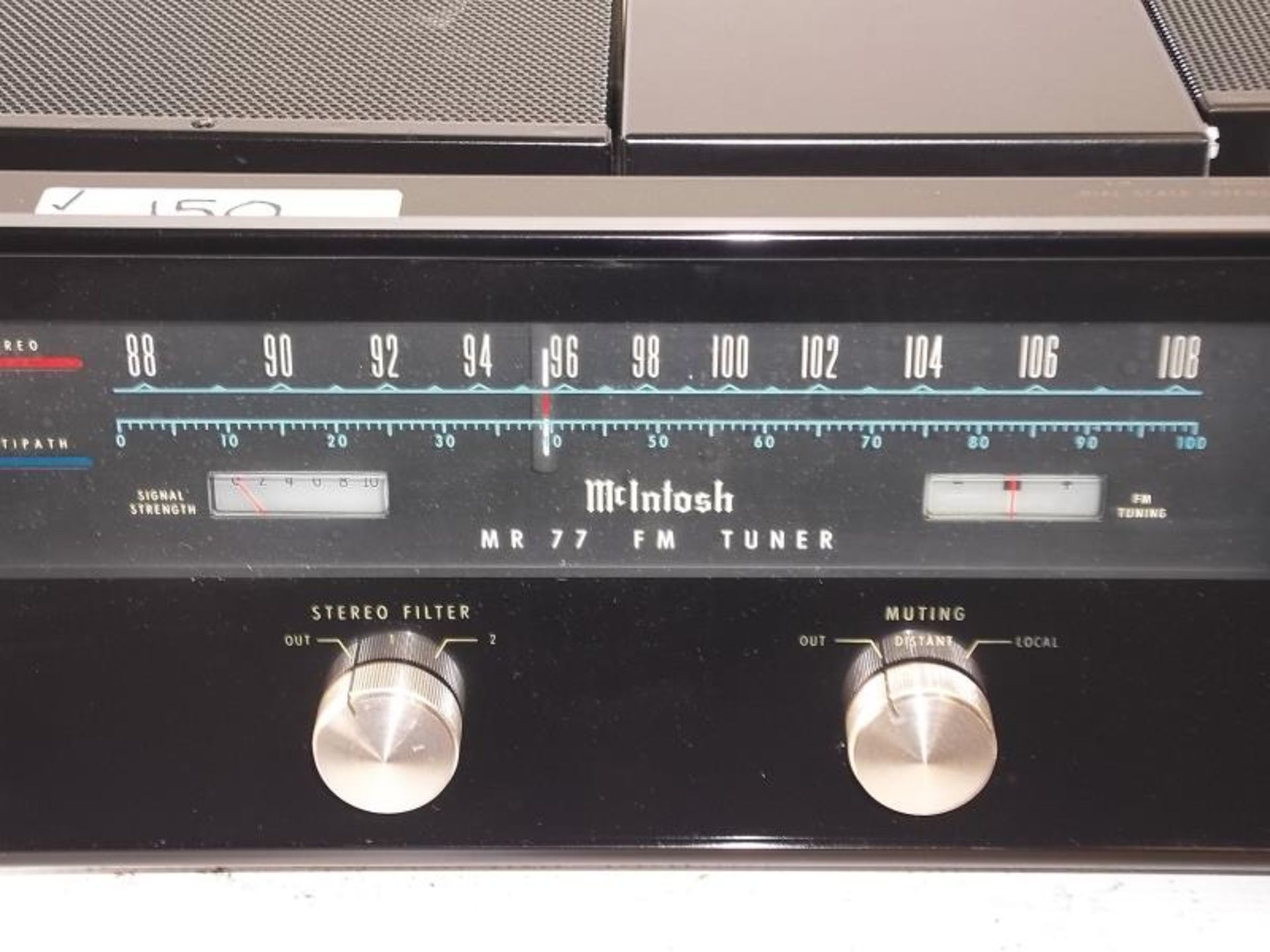 McIntosh MR 77, Digital FM Tuner, no case, s # 34Y31 tested - powers up - Image 2 of 7