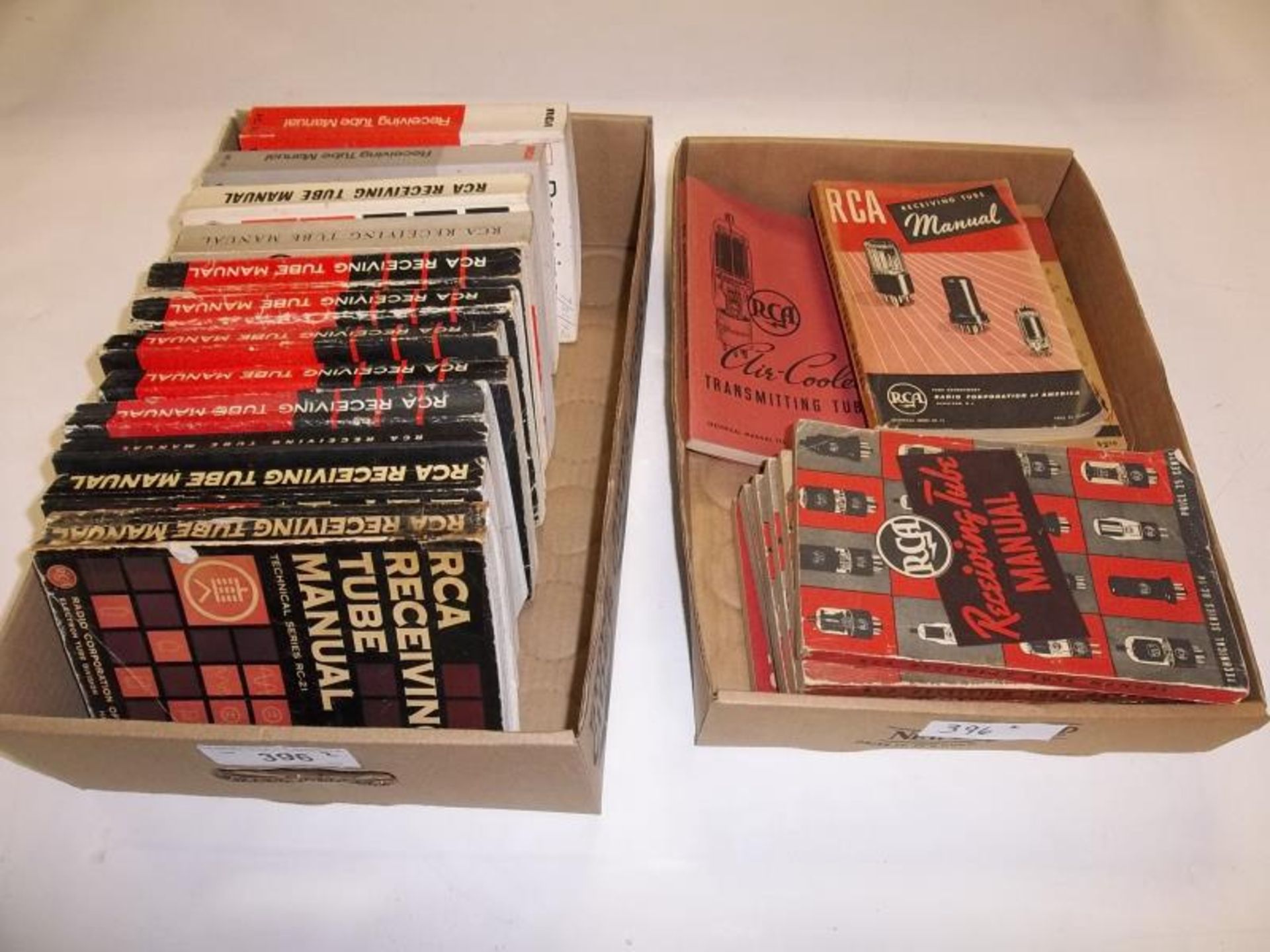 Lot of 22 Paperbacks, mostly 20 RCA Receiving Tube Manuals and 2 High Fidelty Books, 150s, 60s and