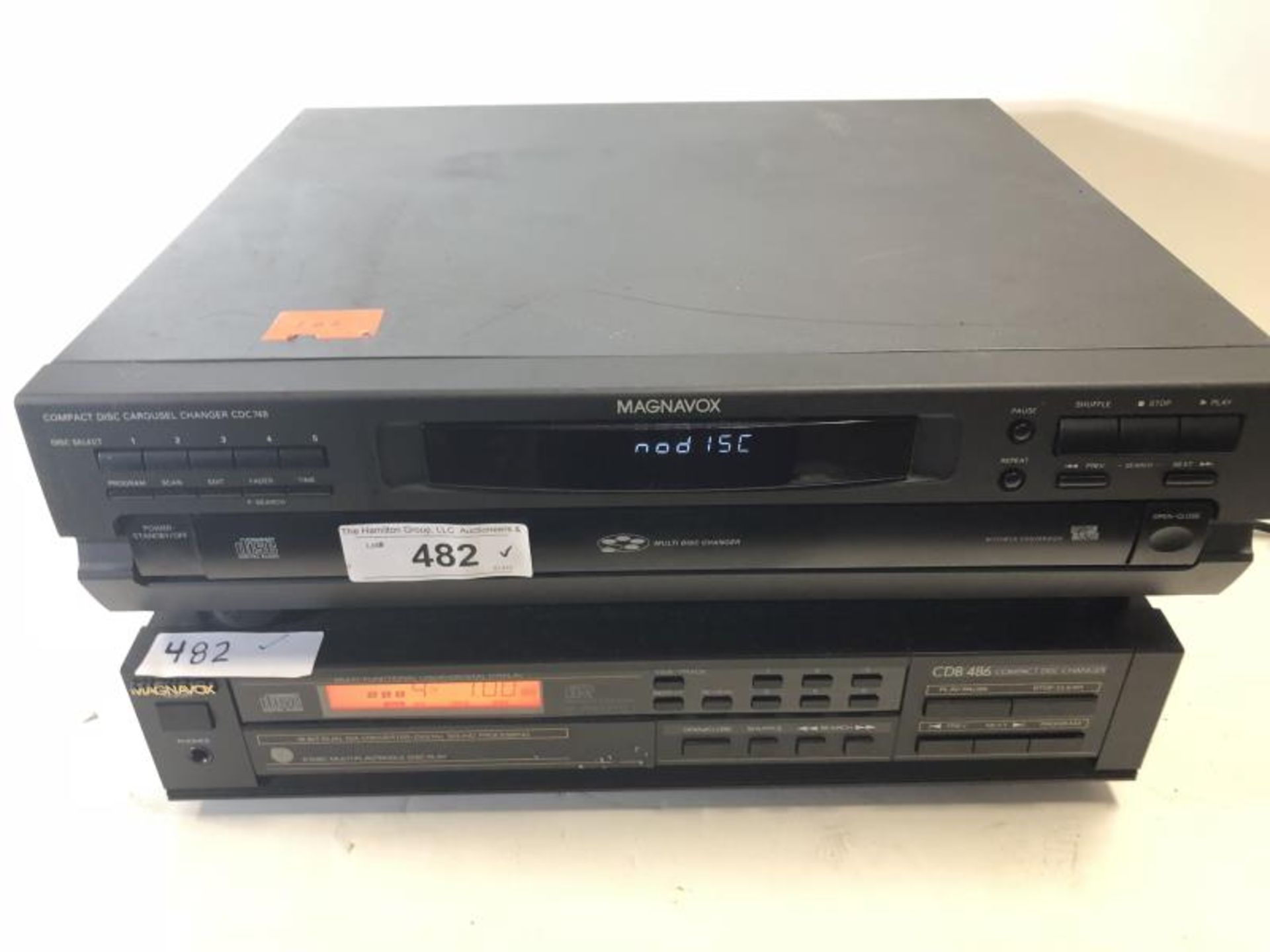 2 Magnavox Compact Disc Changers, CDC748 and CDB486, tested - powers up - Image 5 of 6