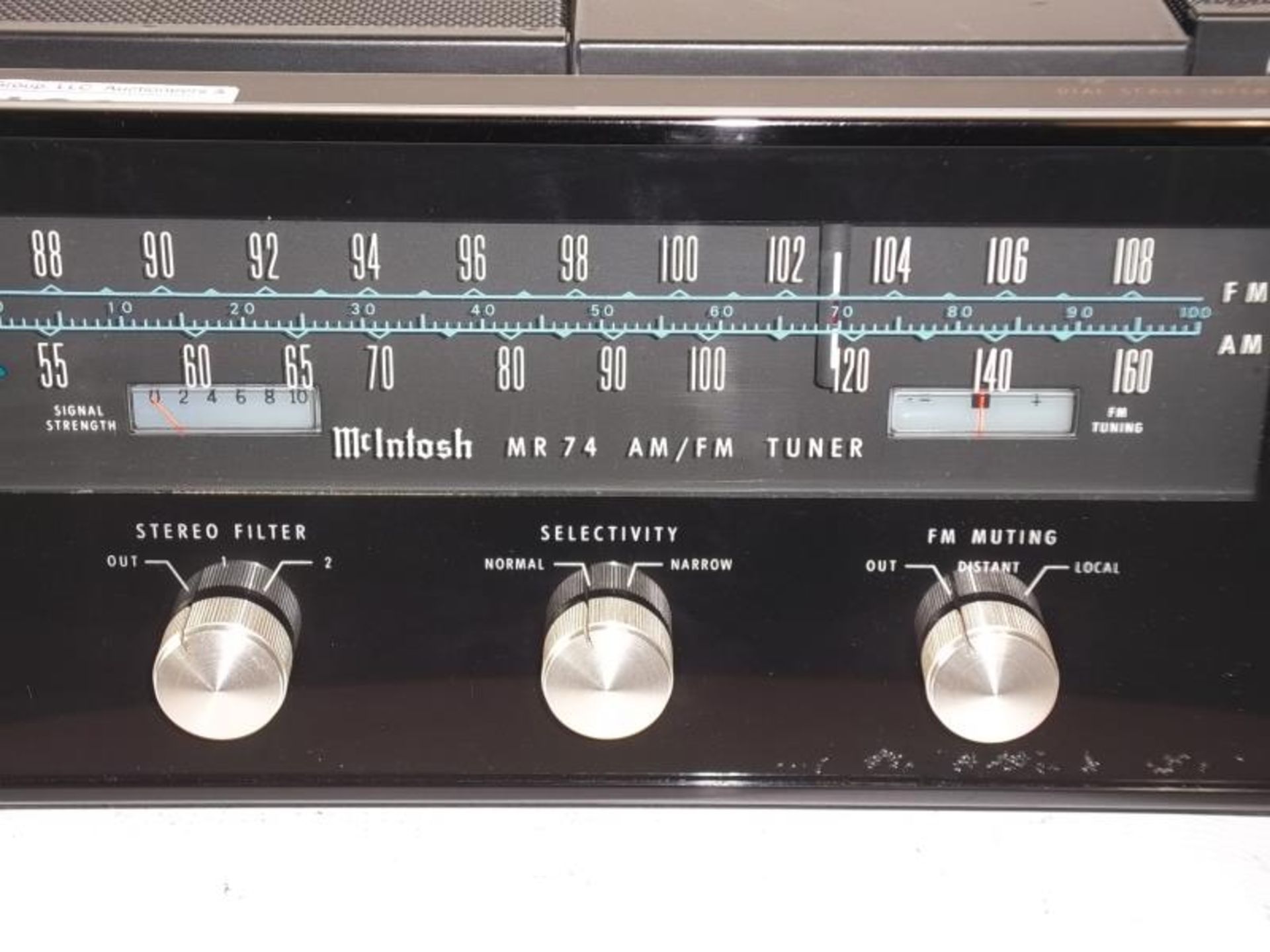 McIntosh MR-74 Stereophonic AM FM Tuner, no case, s # AC6261, tested - powers up - Image 2 of 6
