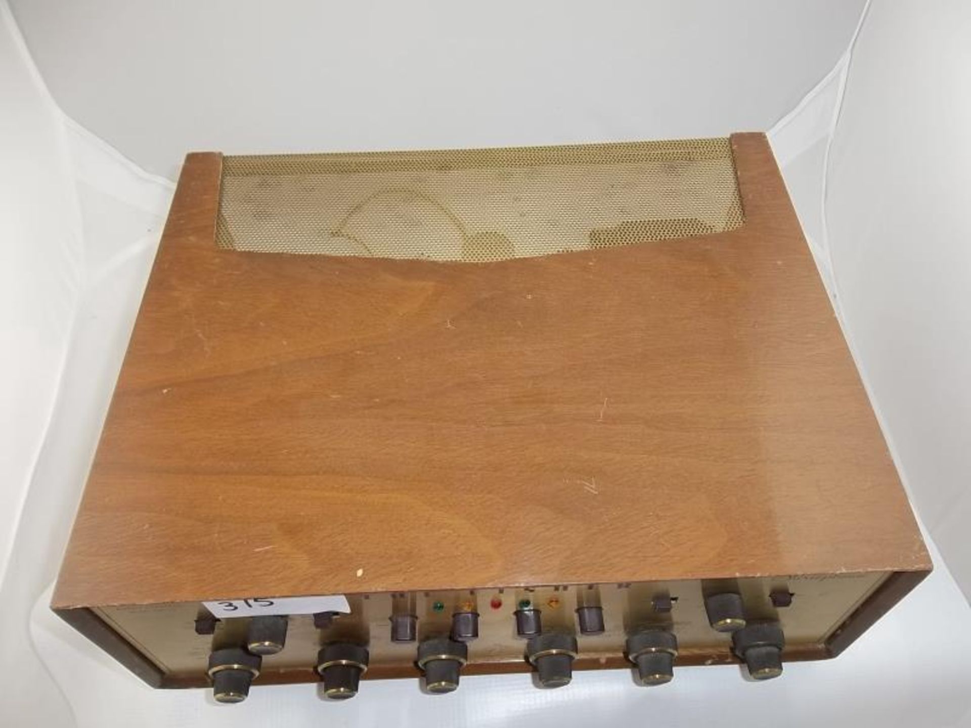The Fisher stereophonic receiver, audio control model 400-CX, s#0908A, tested - powers up - Image 5 of 6