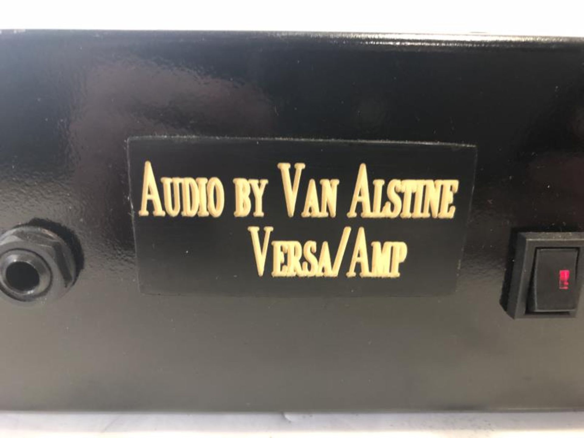 Omega 2 Versa-Kit headphone amplifier by Van Alstine, tested - powers up - Image 2 of 4