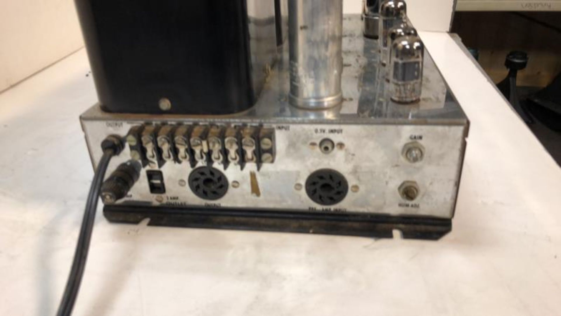 McIntosh MC 60, stereo tube power amp, missing tubes, pitted, tested - powers up - Image 4 of 6