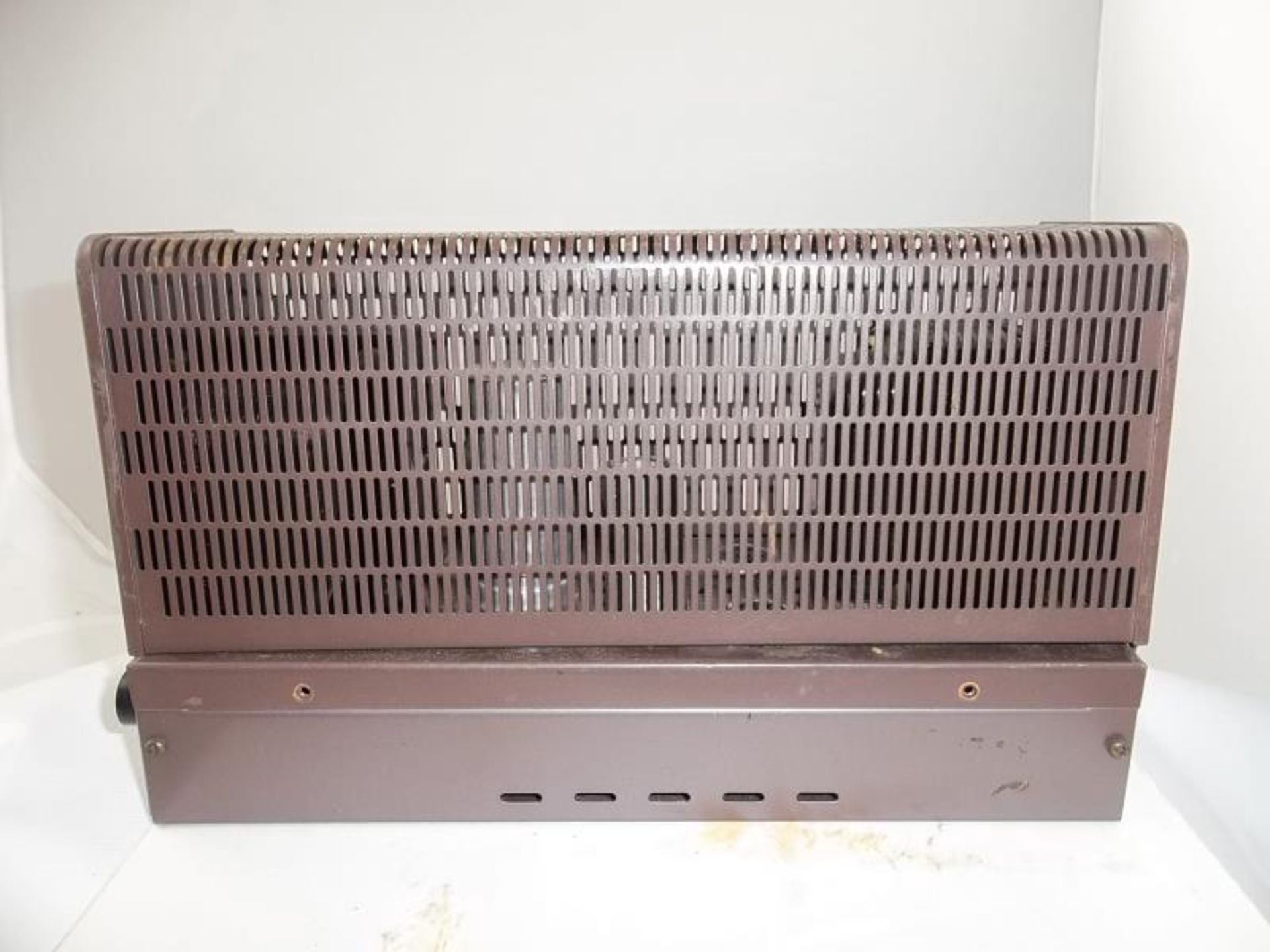 The Fisher model 20-A amp, s# 110984, tested - powers up - Image 3 of 6