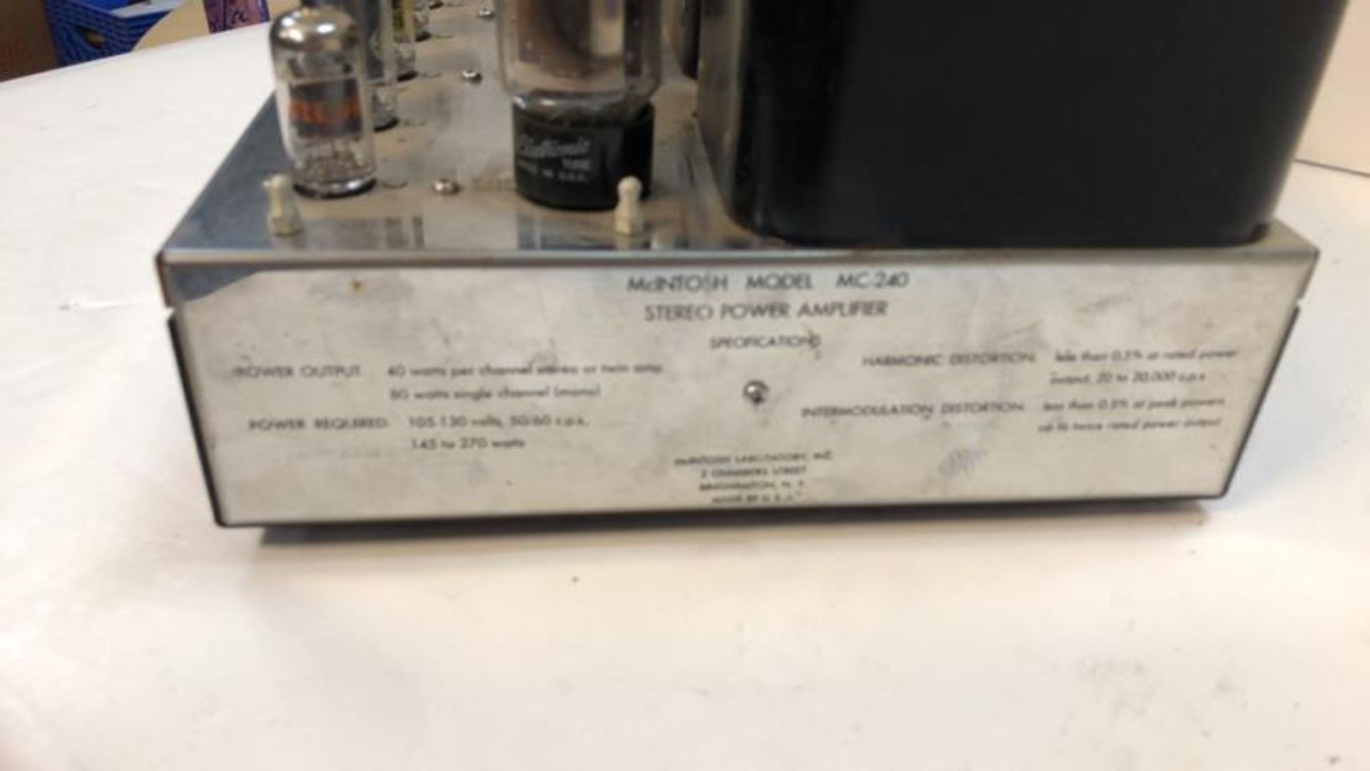 McIntosh MC 240, stereo tube power amp, w/ tubes, no cage, pitted, tested - powers up - Image 4 of 4