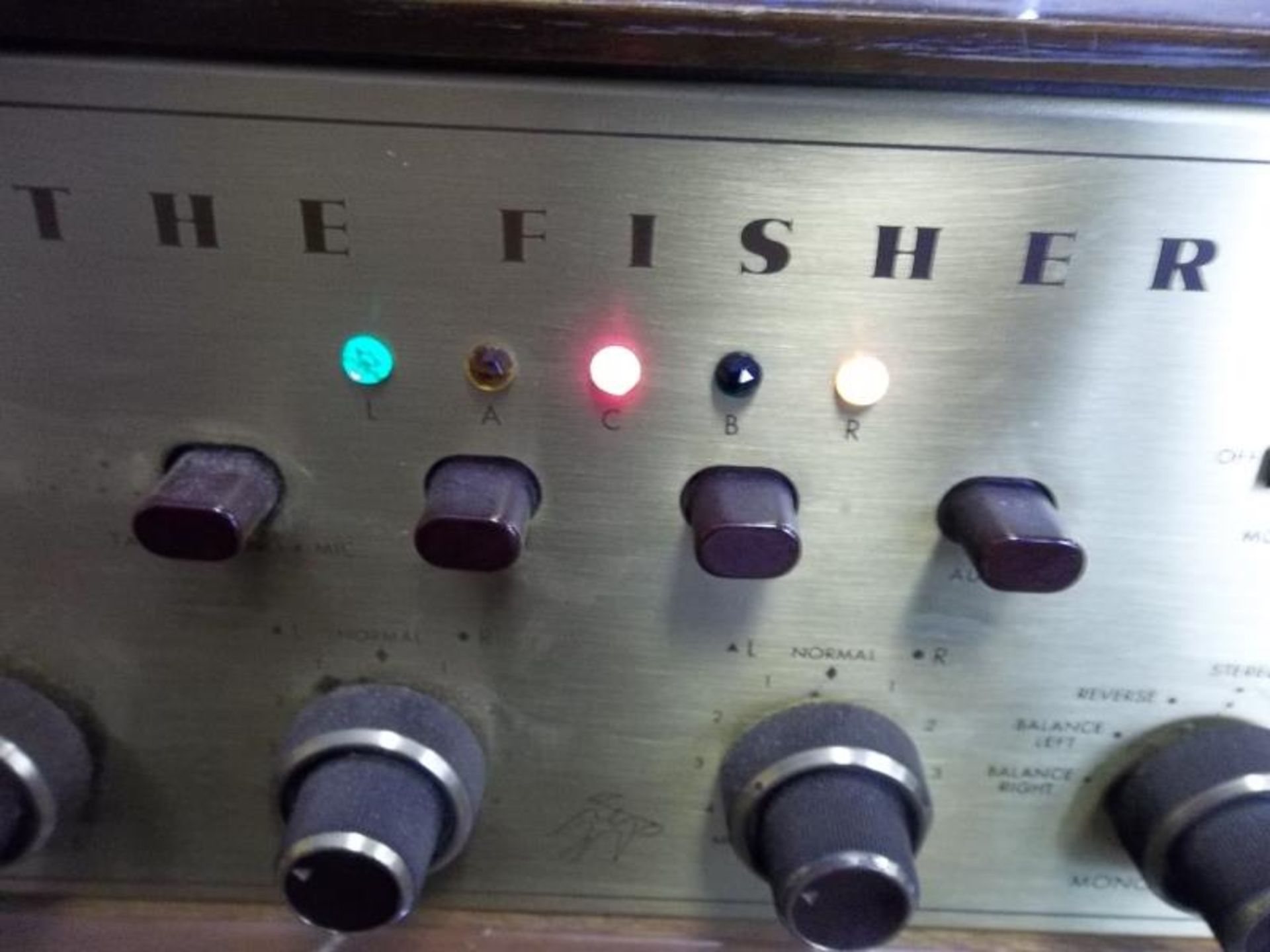 The Fisher stereophonic receiver, audio control model 400-CX, s#0908A, tested - powers up - Image 6 of 6