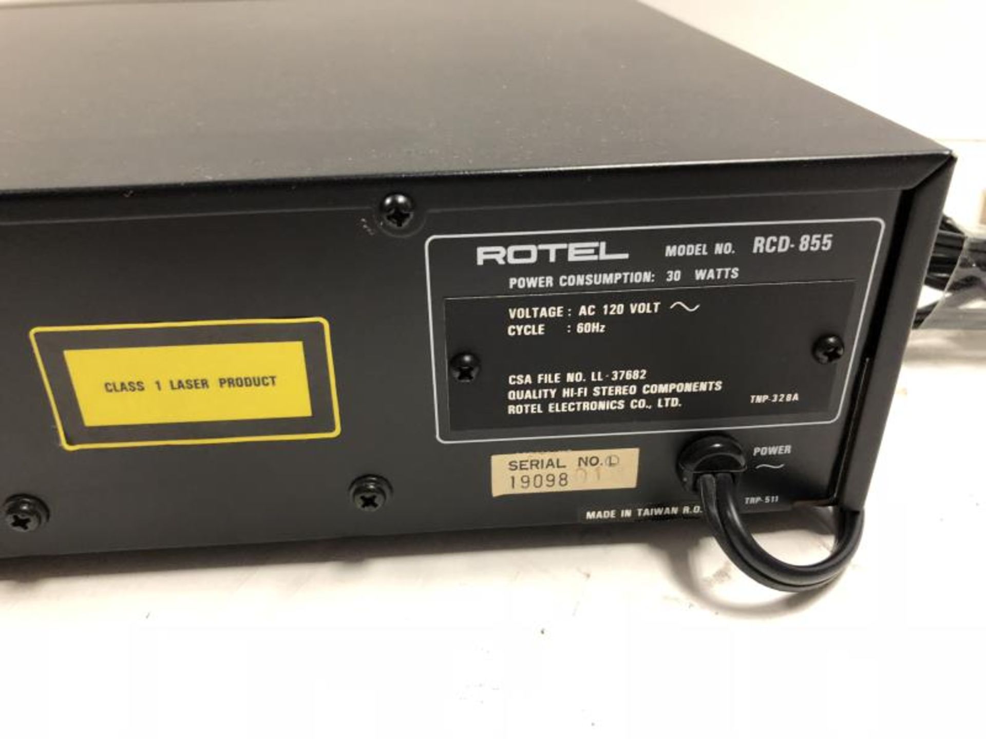 Rotel RCD 855 compact disc player dual converter, tested - powers up - Image 4 of 5