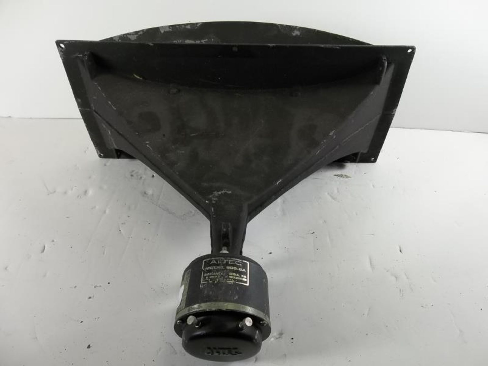 2 Altec theatre horns, black, driver is 808-A, horn is 26" x 10.5" - Image 2 of 7