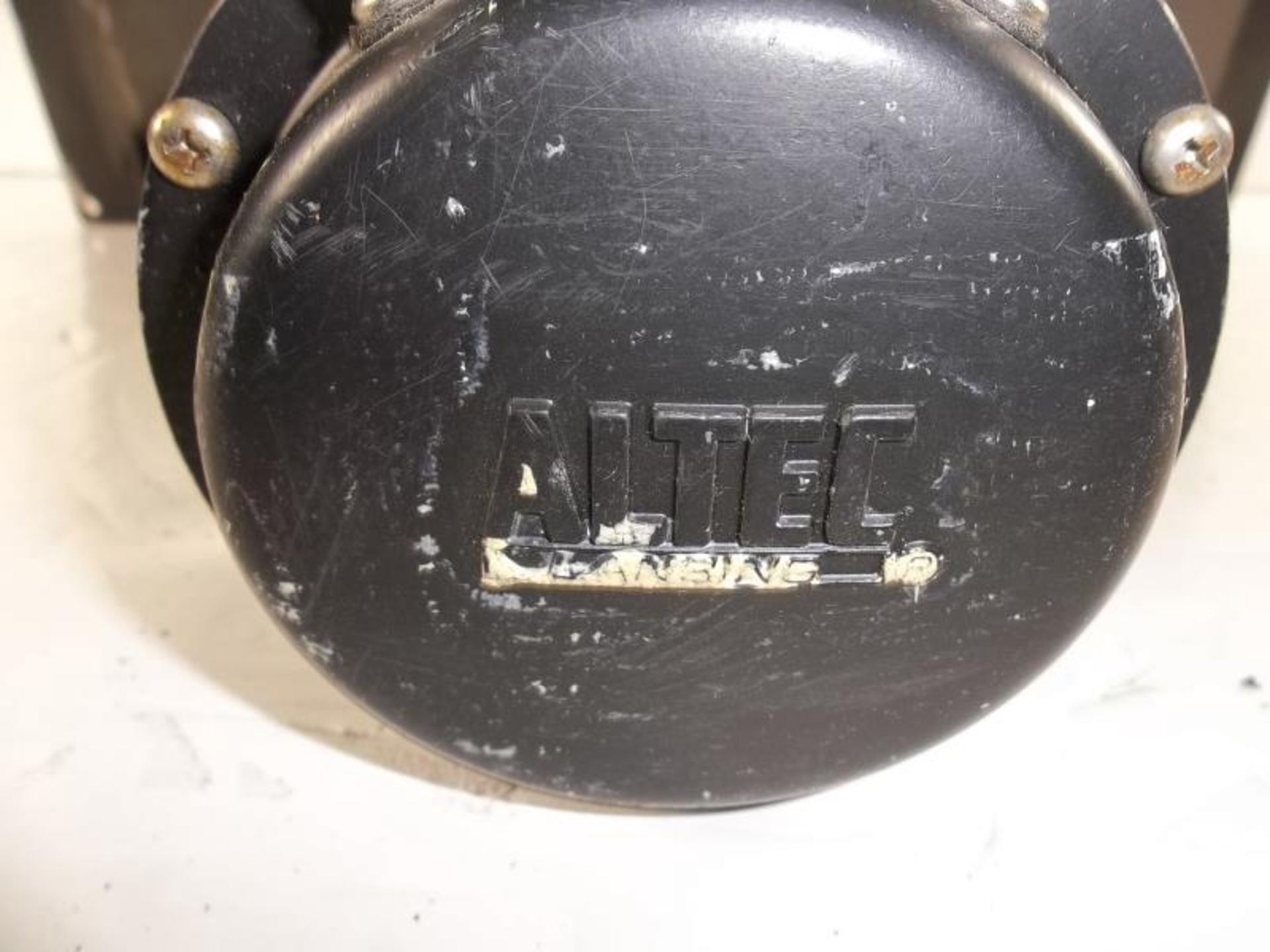 2 Altec theatre horns, black, driver is 808-A, horn is 26" x 10.5" - Image 4 of 7