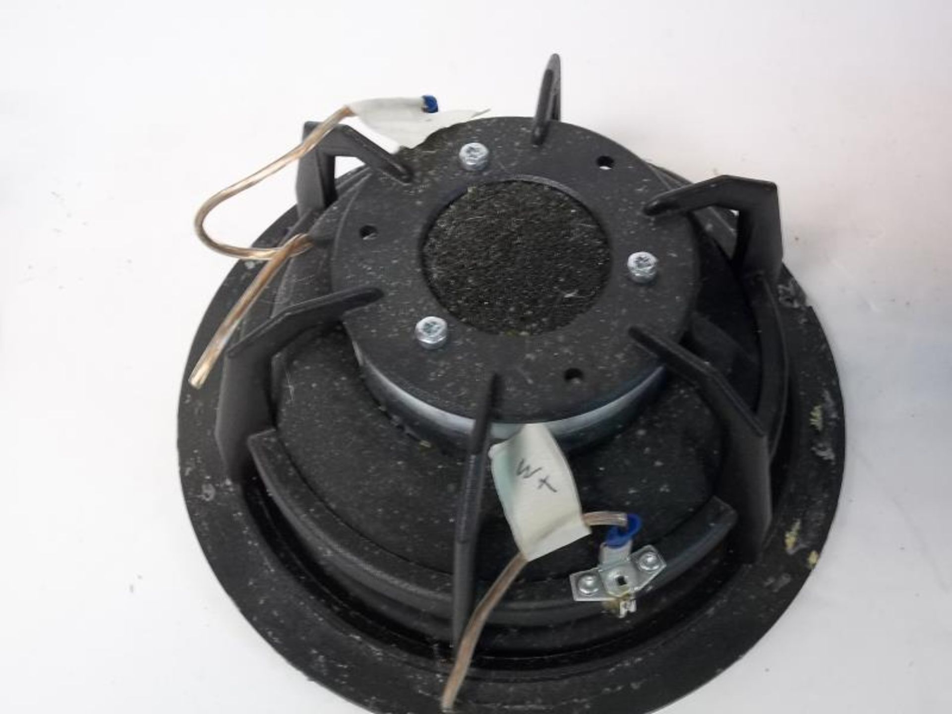 Pr of Dynaudio speakers, made in Denmark, 6" 20W75, no 85720, cones are dirty - Image 3 of 5