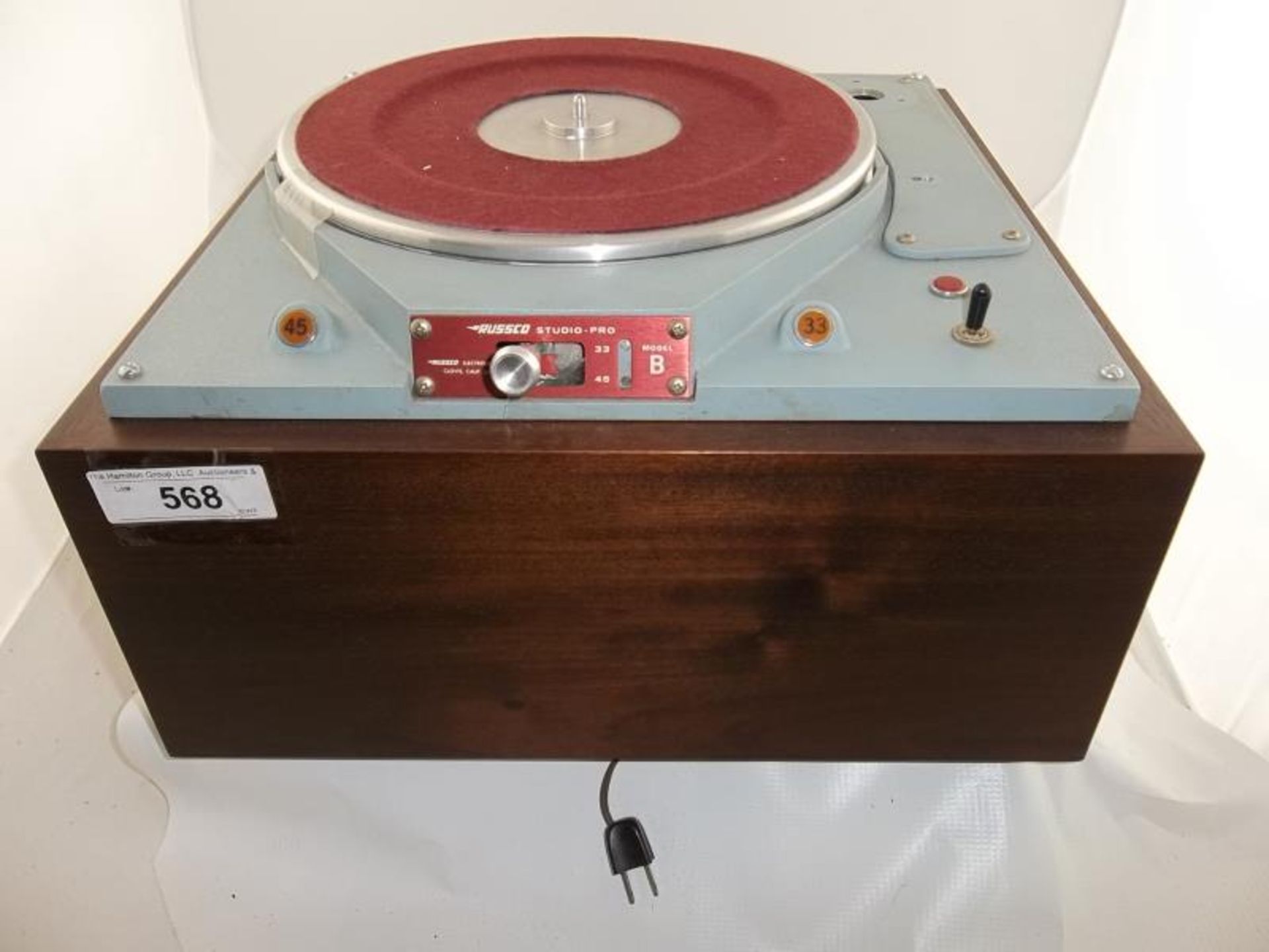 Russco Studio Pro B, turntable, Clovis, CA, no arm, felt mat, 33 and 45