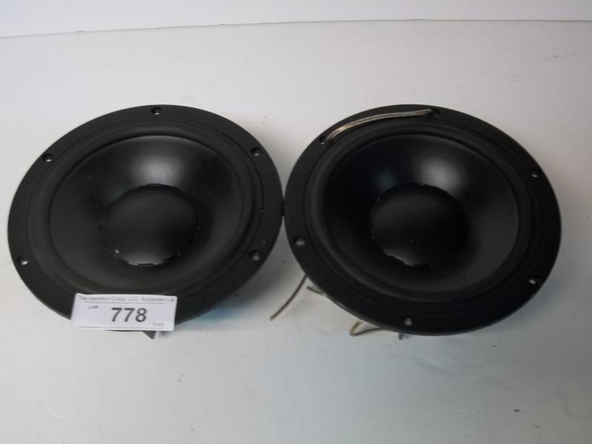 Pr of Dynaudio speakers, made in Denmark, 6" 20W75, no 85720, cones are dirty