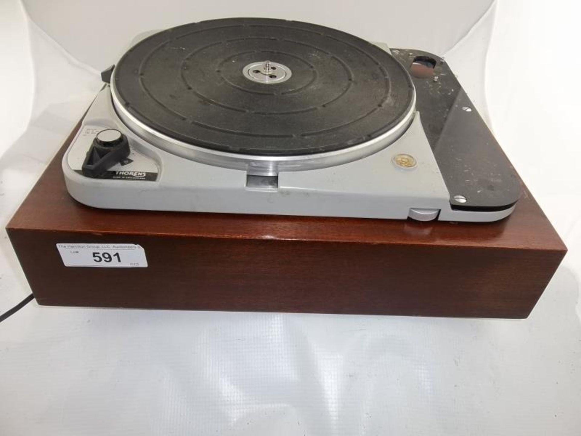 Thorens TD 124/11 turntable, # 76062, made in Switzerland, no arm, 16, 33, 45 or 78