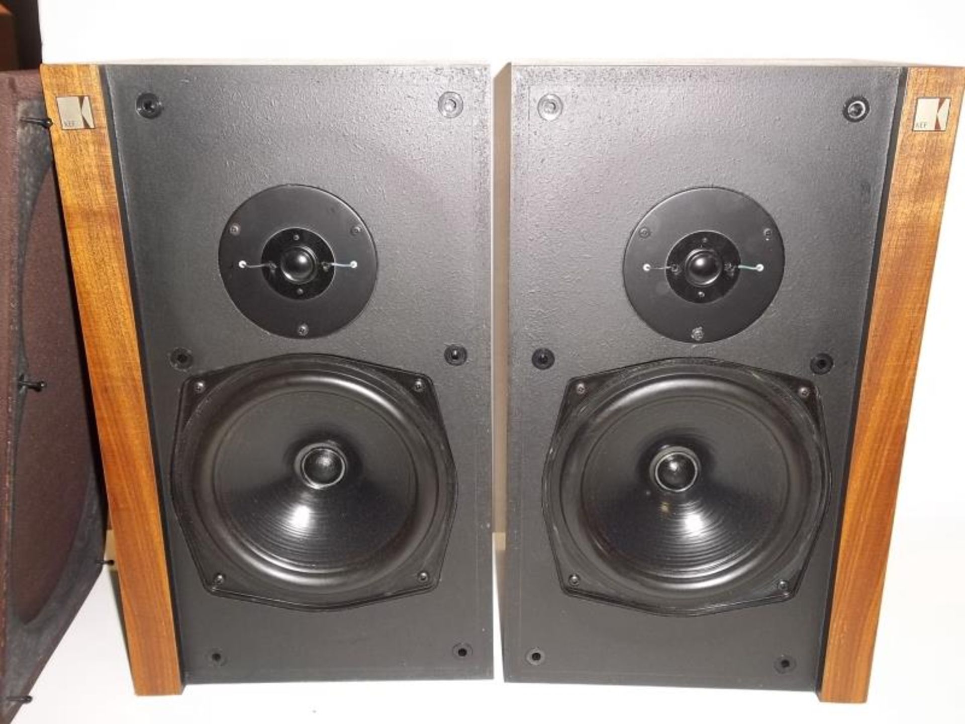 2 KEF Speakers, model 2497, 2498, Corelli, type SP1051, minor scratches on wood, 8 3/4" x 11" x 18 - Image 4 of 5
