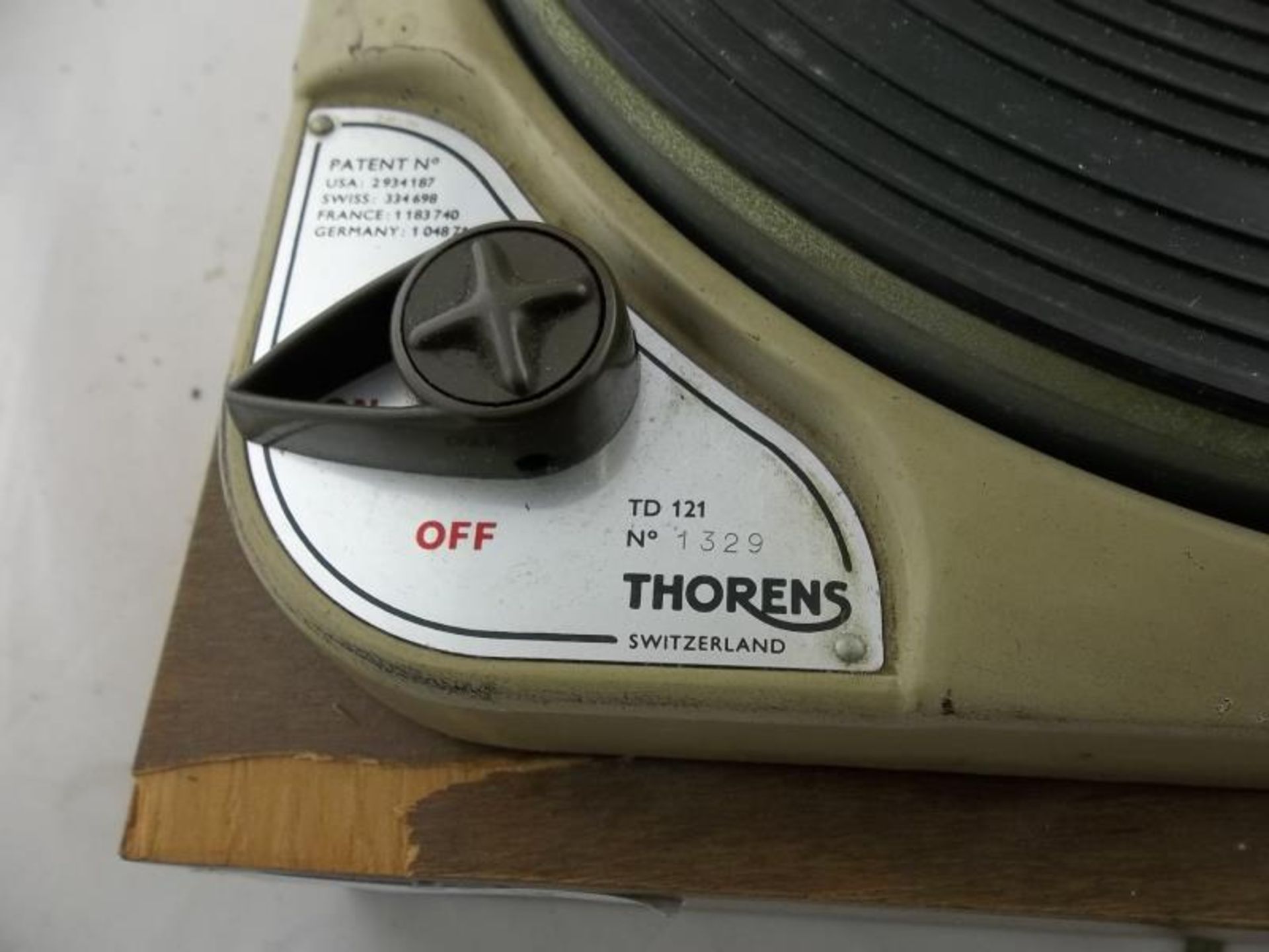 Thorens TD 121 turntable, Made in Switzerland, 33 1/3, #1329, no arm, veneer damaged - Image 2 of 4