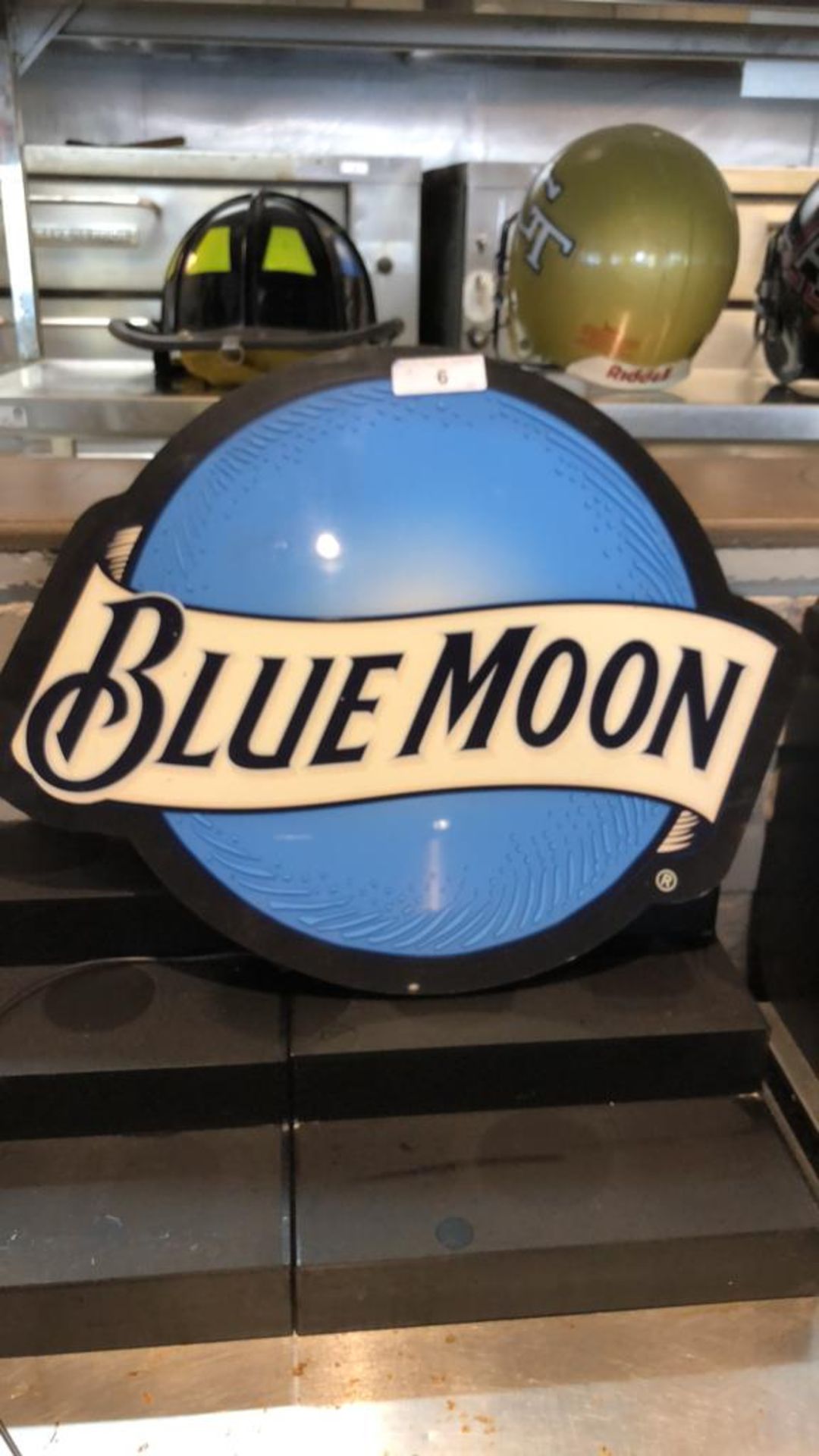 Blue Moon Sign, No Plug