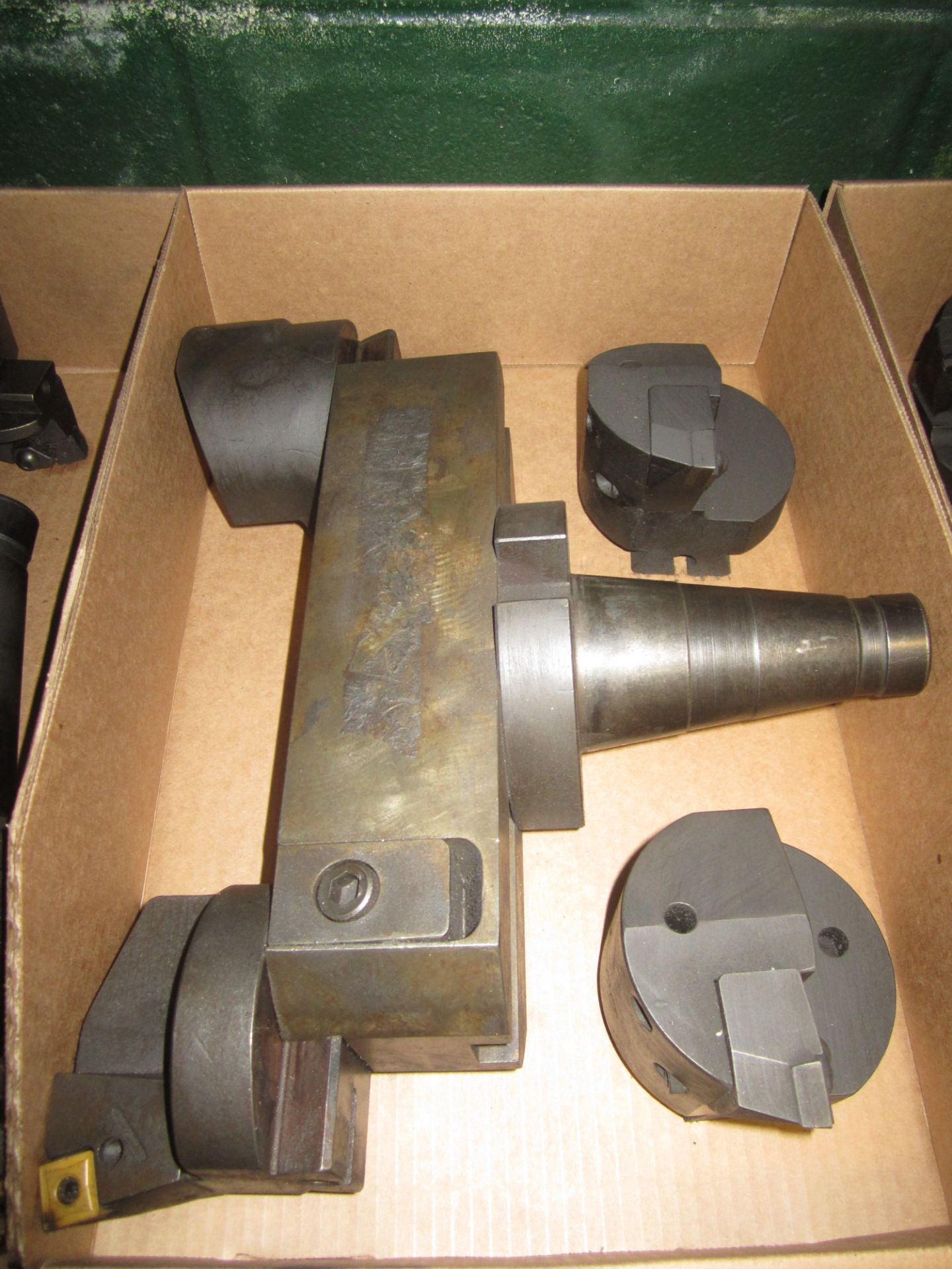 (1) 50 Taper Carbide Insert Dual Tool Boring Head