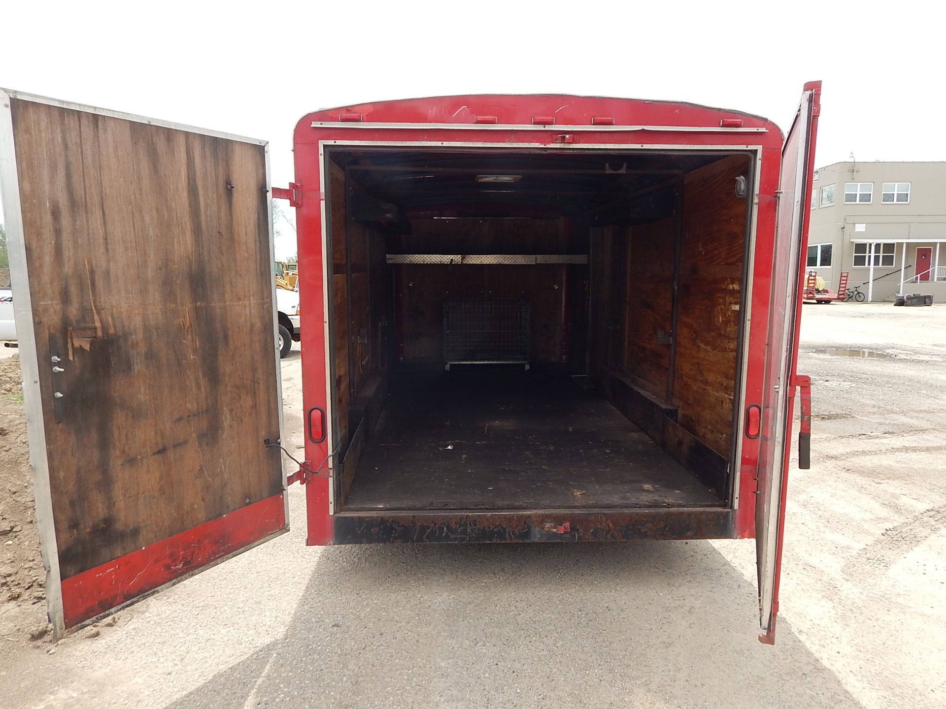 2001 Continental Tandem Axle Enclosed Cargo Trailer, VIN 4X4TSEV28IN018419, Double Doors in the - Image 12 of 21