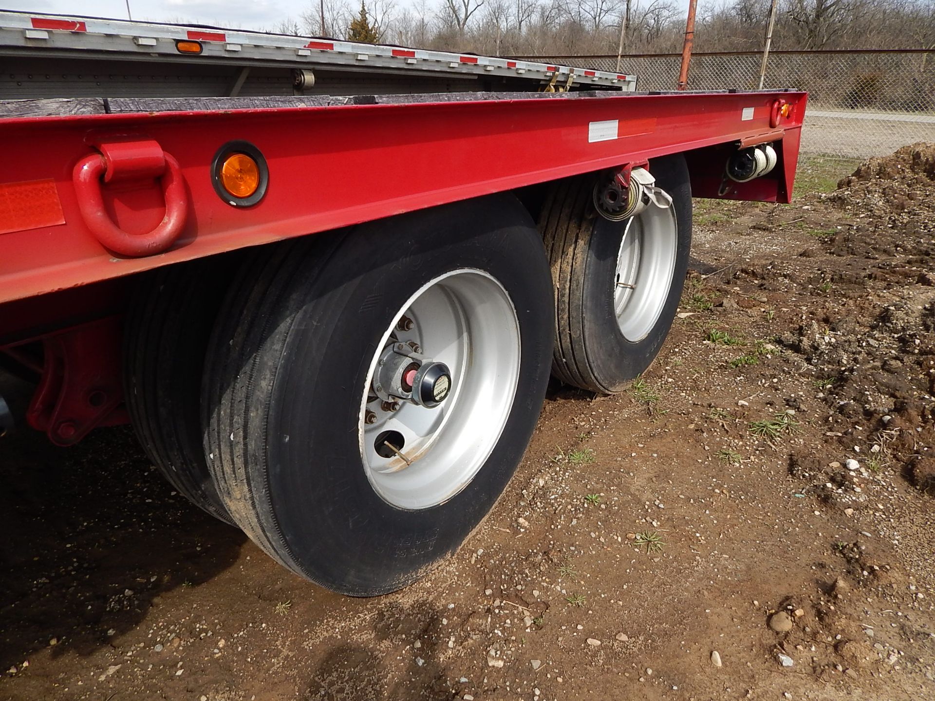 2000 Trail King Tandem Axle Tag Trailer, VIN: 1DA12FJ09YP014627, 24' Long, 97" Wide Deck, Wooden - Image 3 of 10