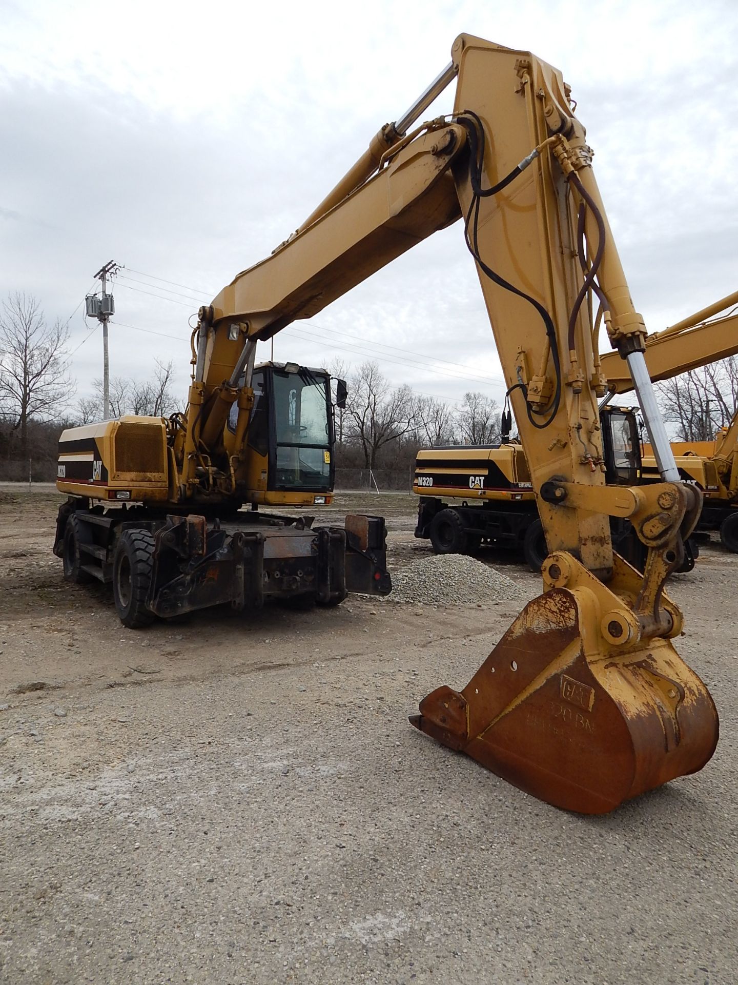 2000 Caterpillar Model M320 Mobile Excavator SN 06WL00522, (4) Outriggers, Dual Tires, Enclosed Cab, - Image 2 of 25