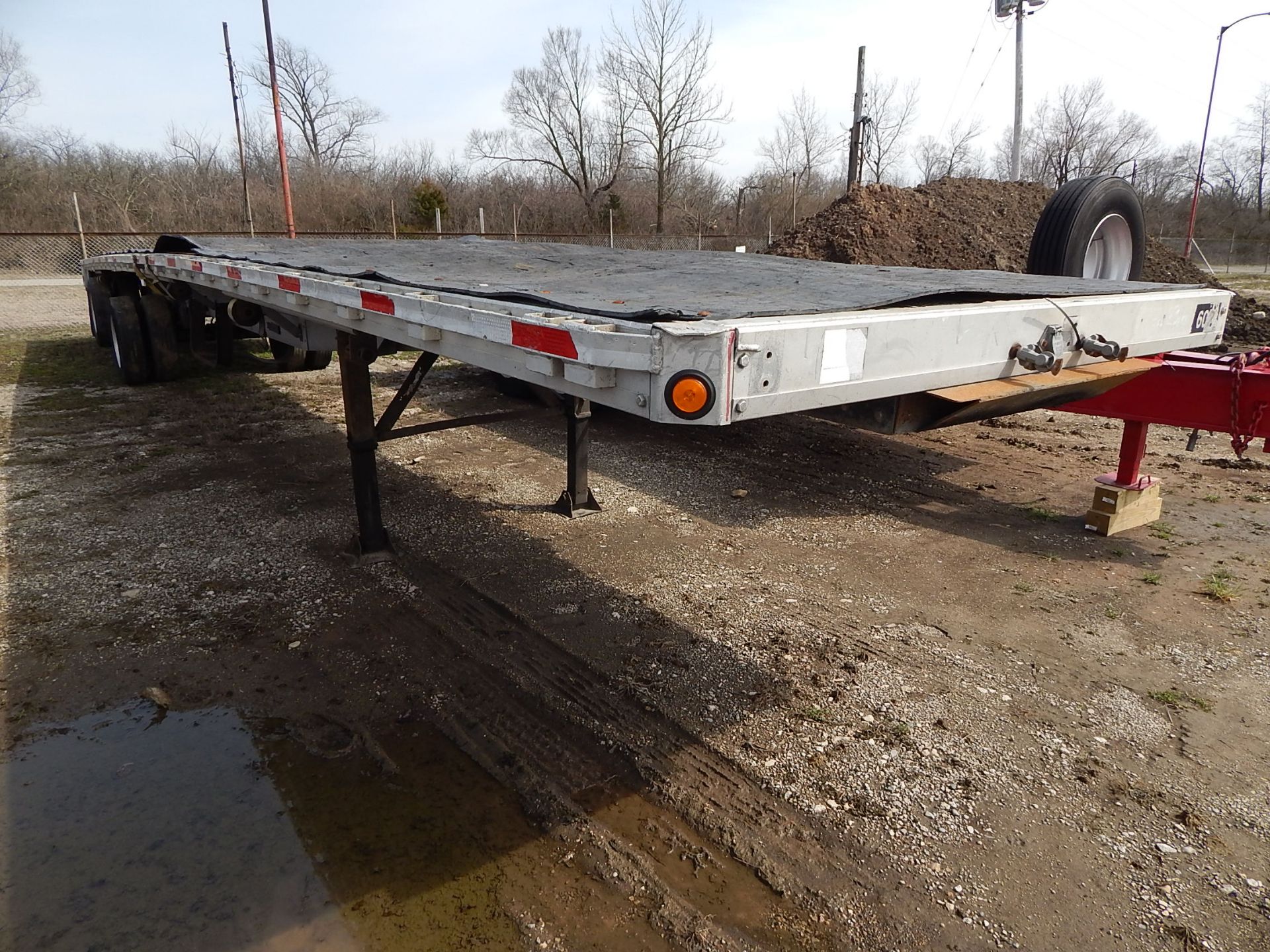 1996 Reitnouer Flat Bed Aluminum Semi Trailer, VIN 1RNF48A2XTR002316, 48 Ft., Tandem Spread Axle,